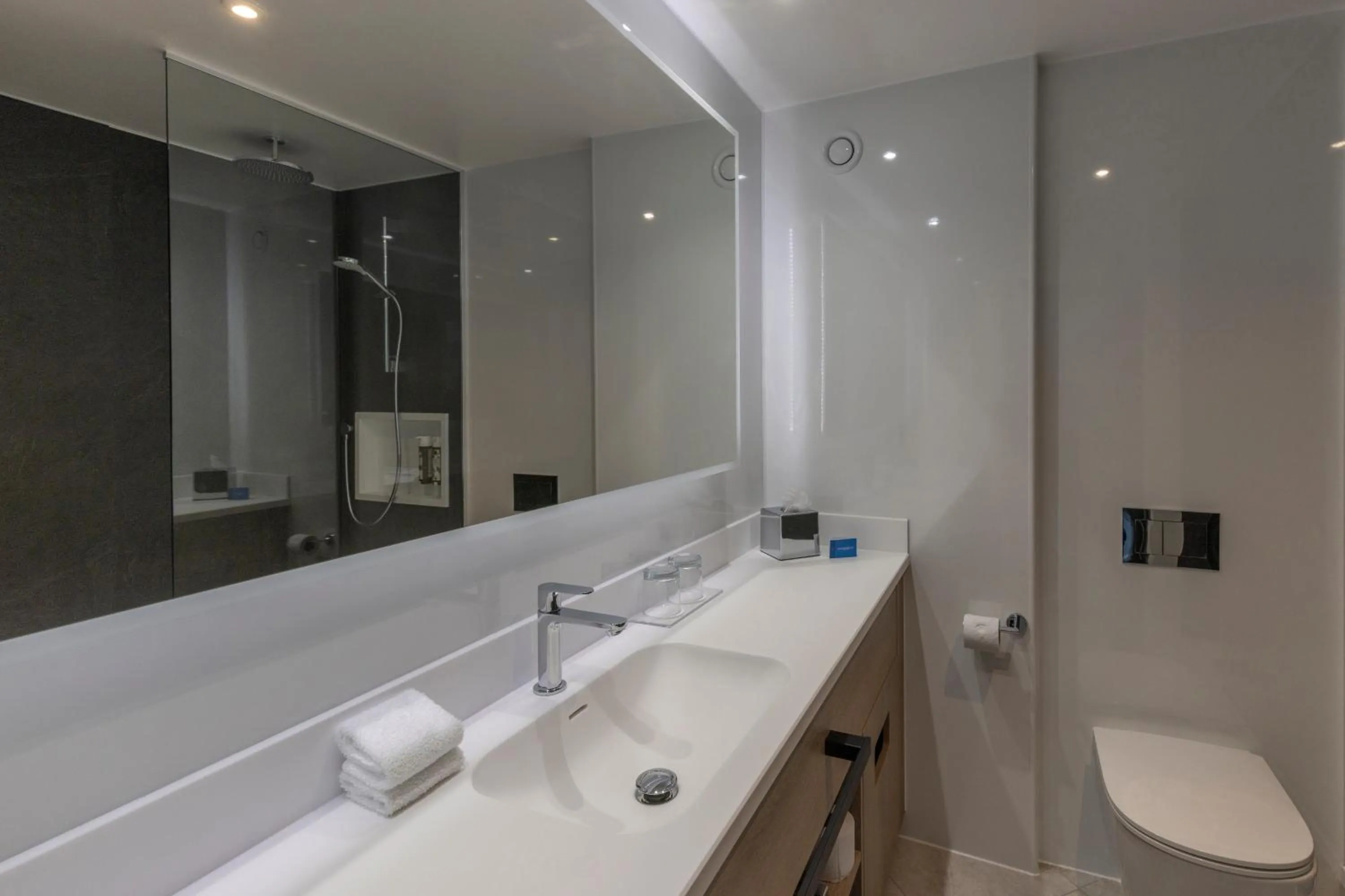 Bathroom in Best Western Plus The Quays Hotel Sheffield
