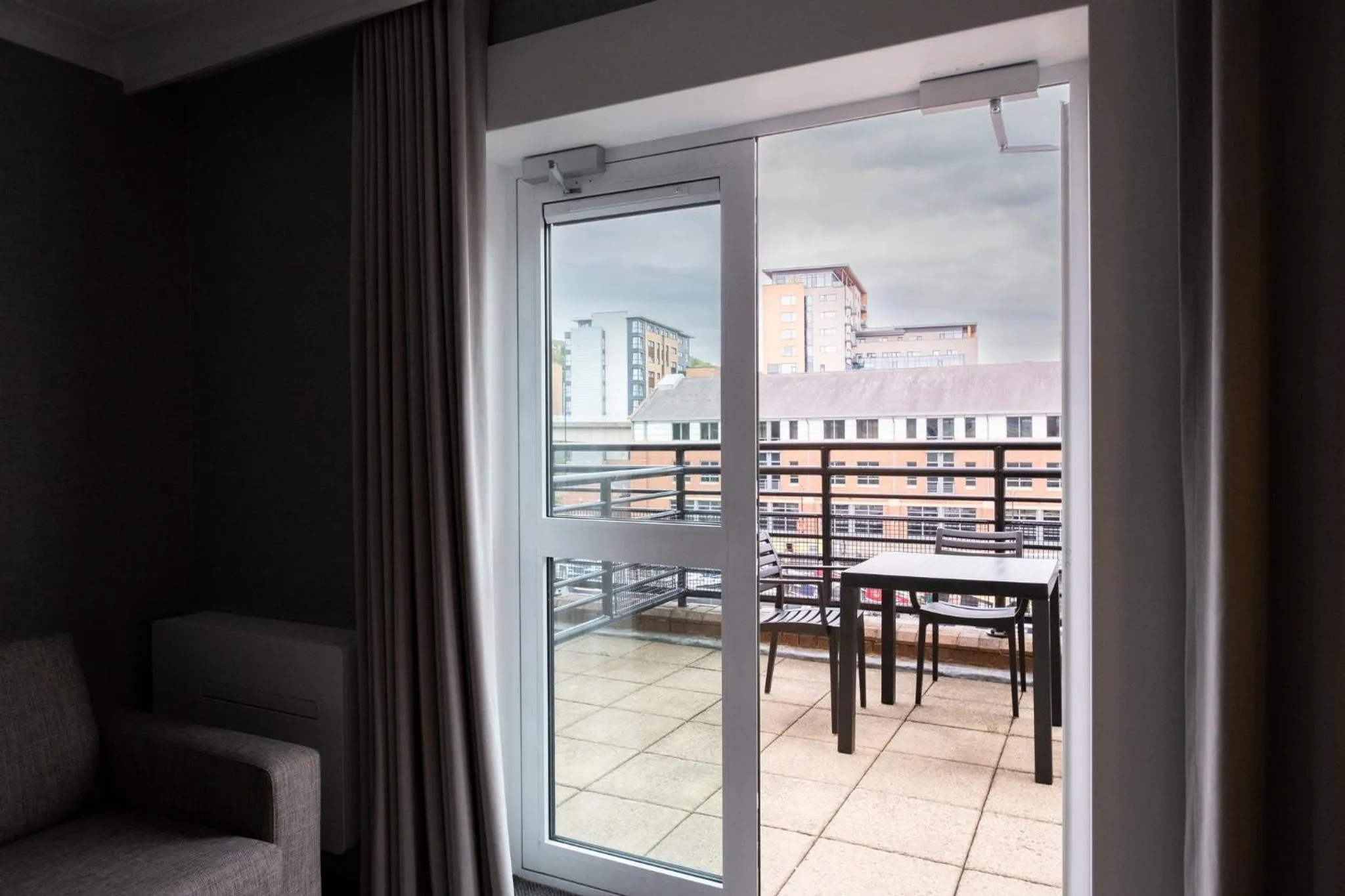 Photo of the whole room in Sandman Signature Sheffield Quays Hotel