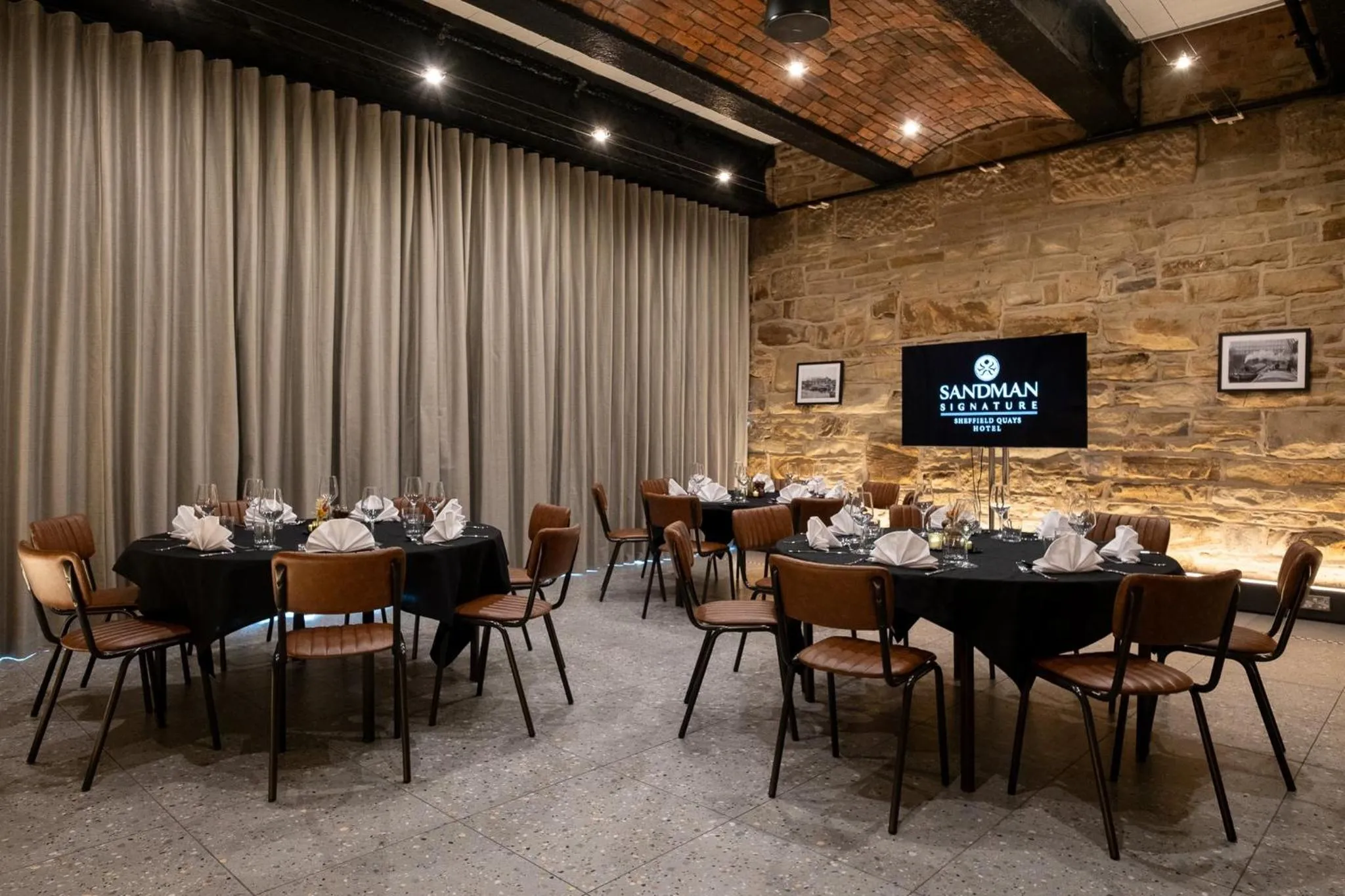 Meeting/conference room in Sandman Signature Sheffield Quays Hotel