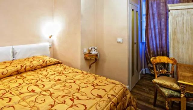 Bed in Boutique Hotel L'Imperatrice