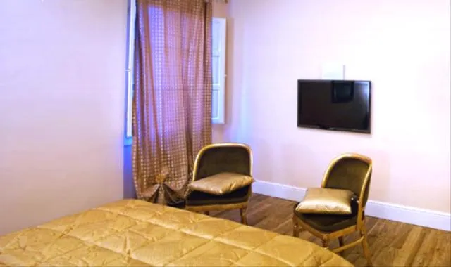 Bed in Boutique Hotel L'Imperatrice