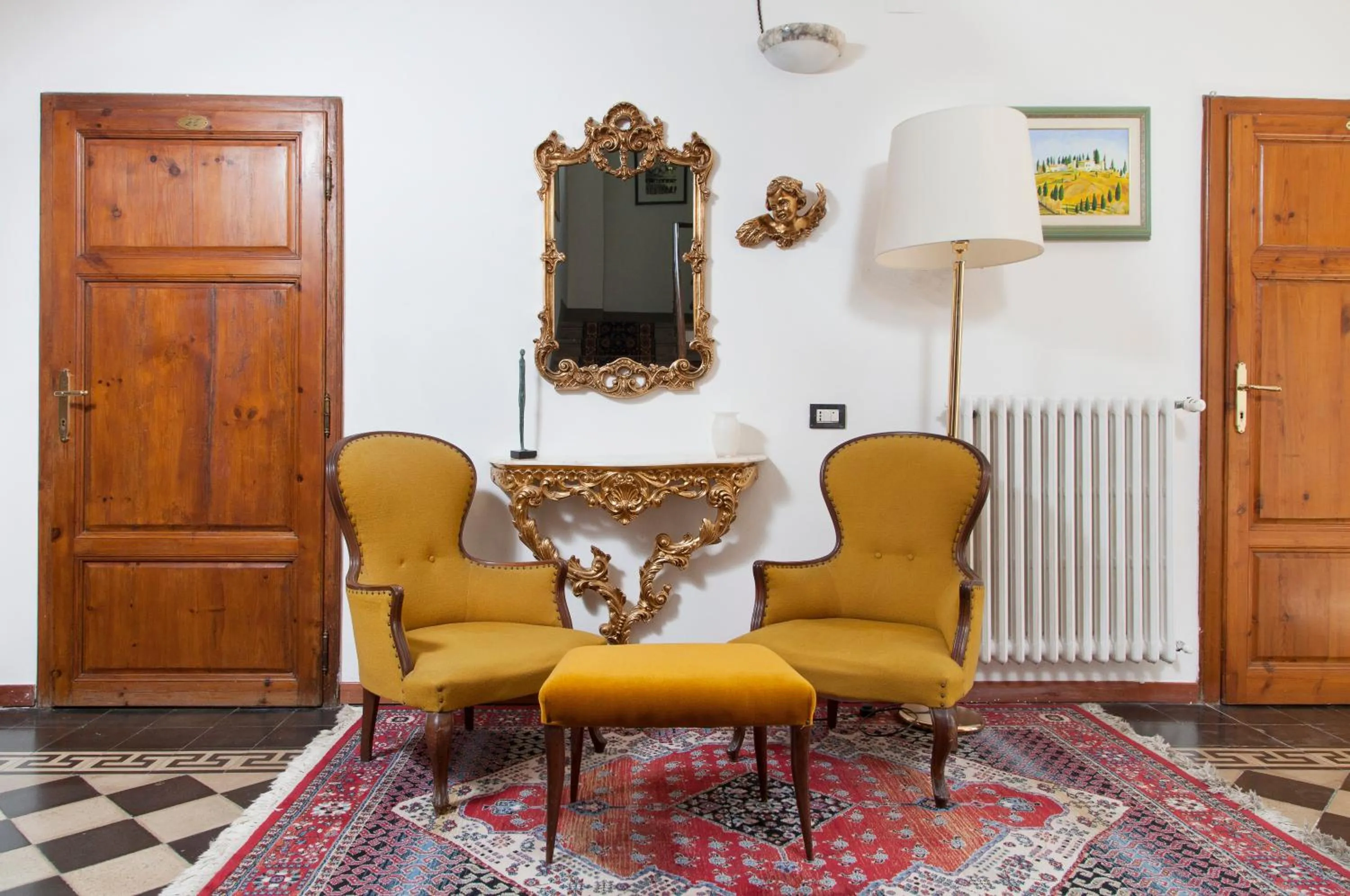 Decorative detail in Hotel Villa Porta All'Arco