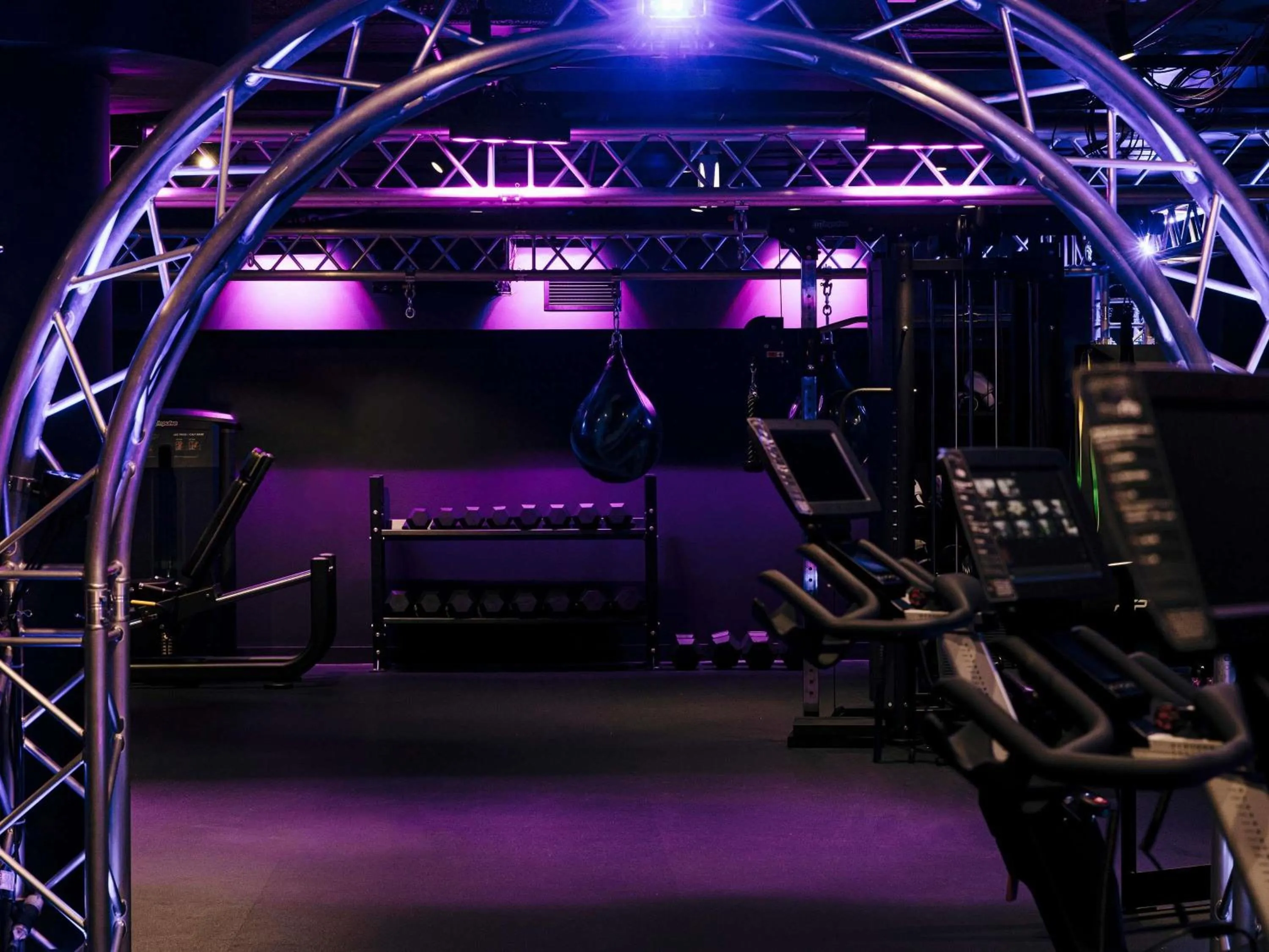 Fitness centre/facilities in Pullman Melbourne City Centre