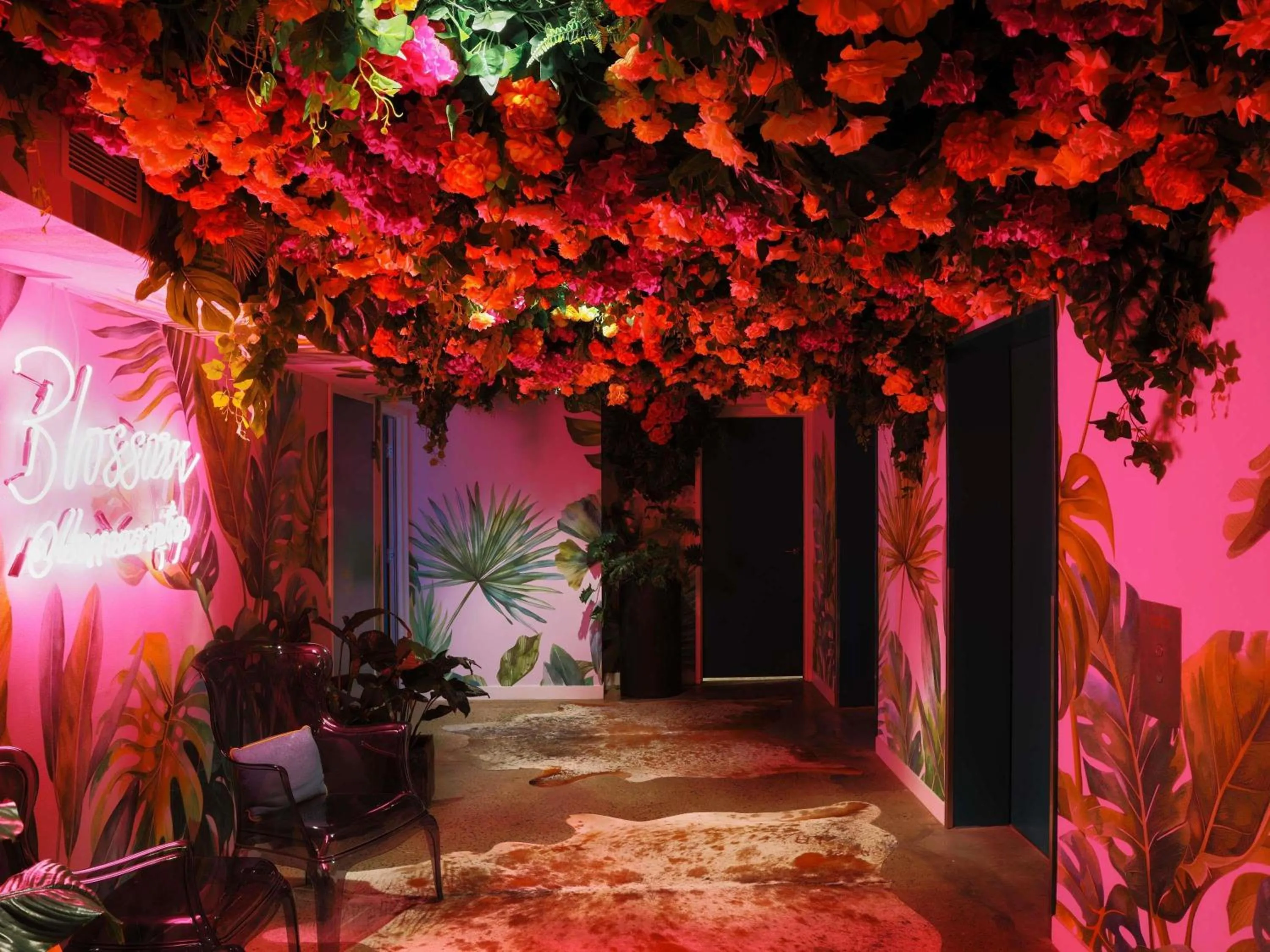 Restaurant/places to eat in Pullman Melbourne City Centre