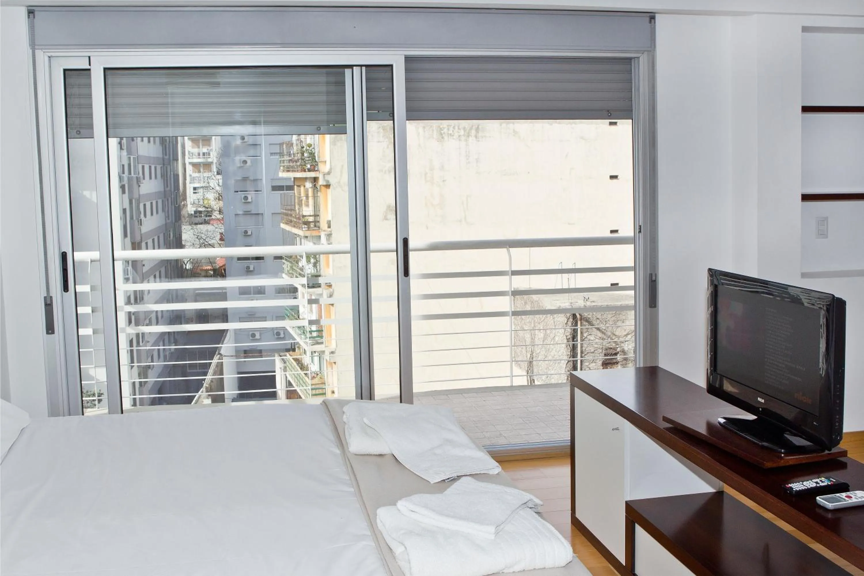 Communal lounge/ TV room, Bed in Color Botánico