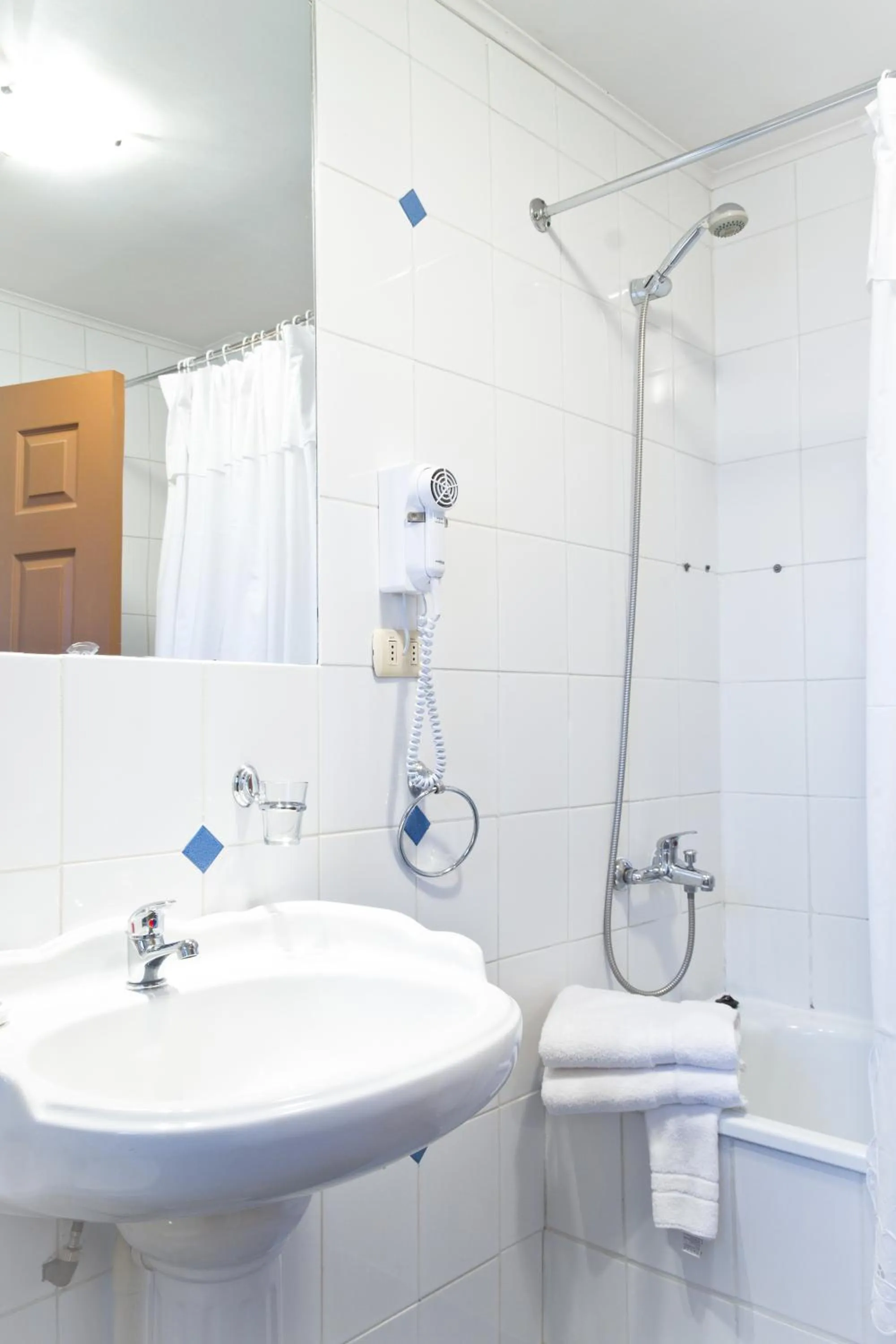 Bathroom in Weisserhaus