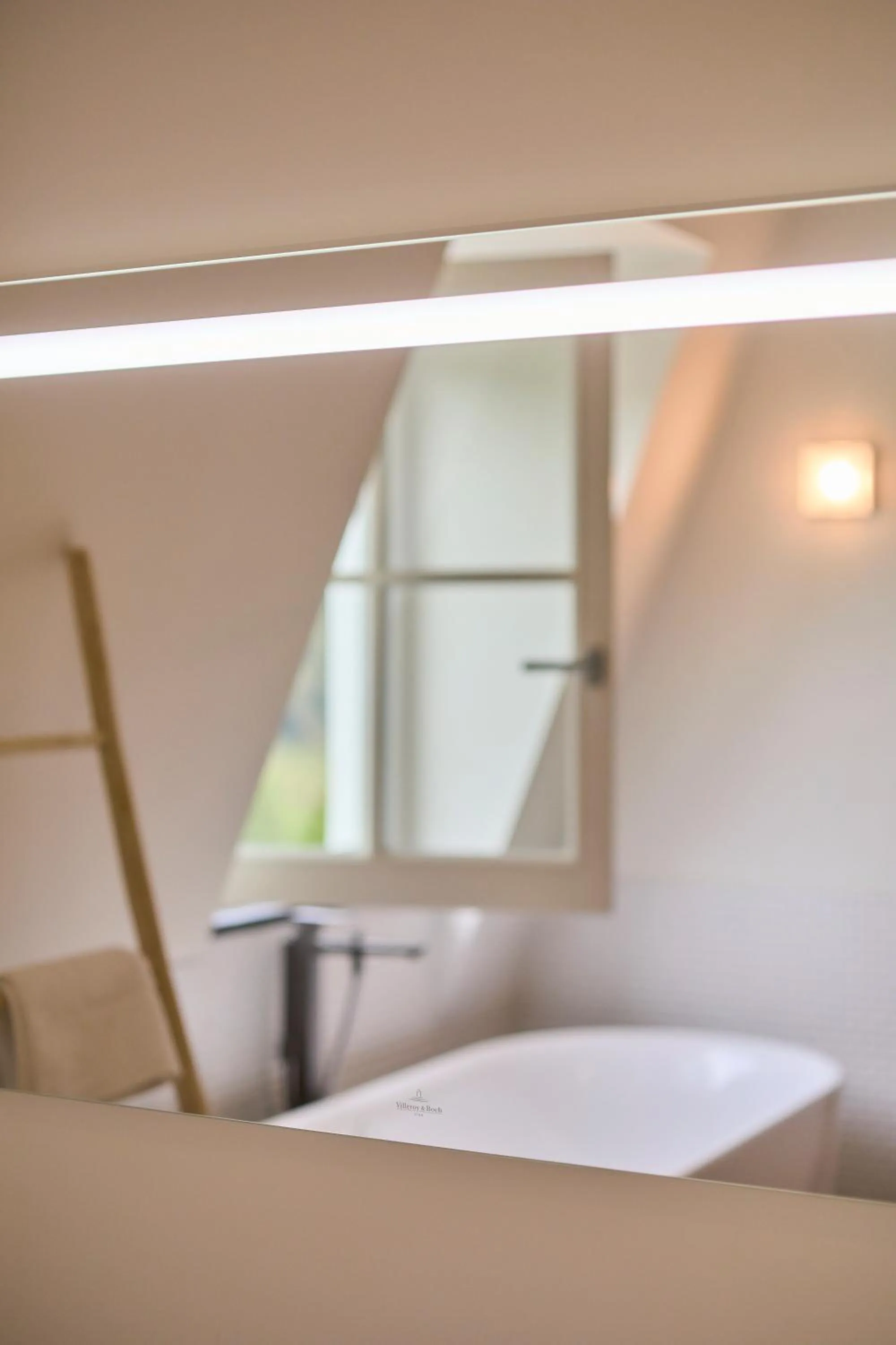 Bed in Château de la Chapelle