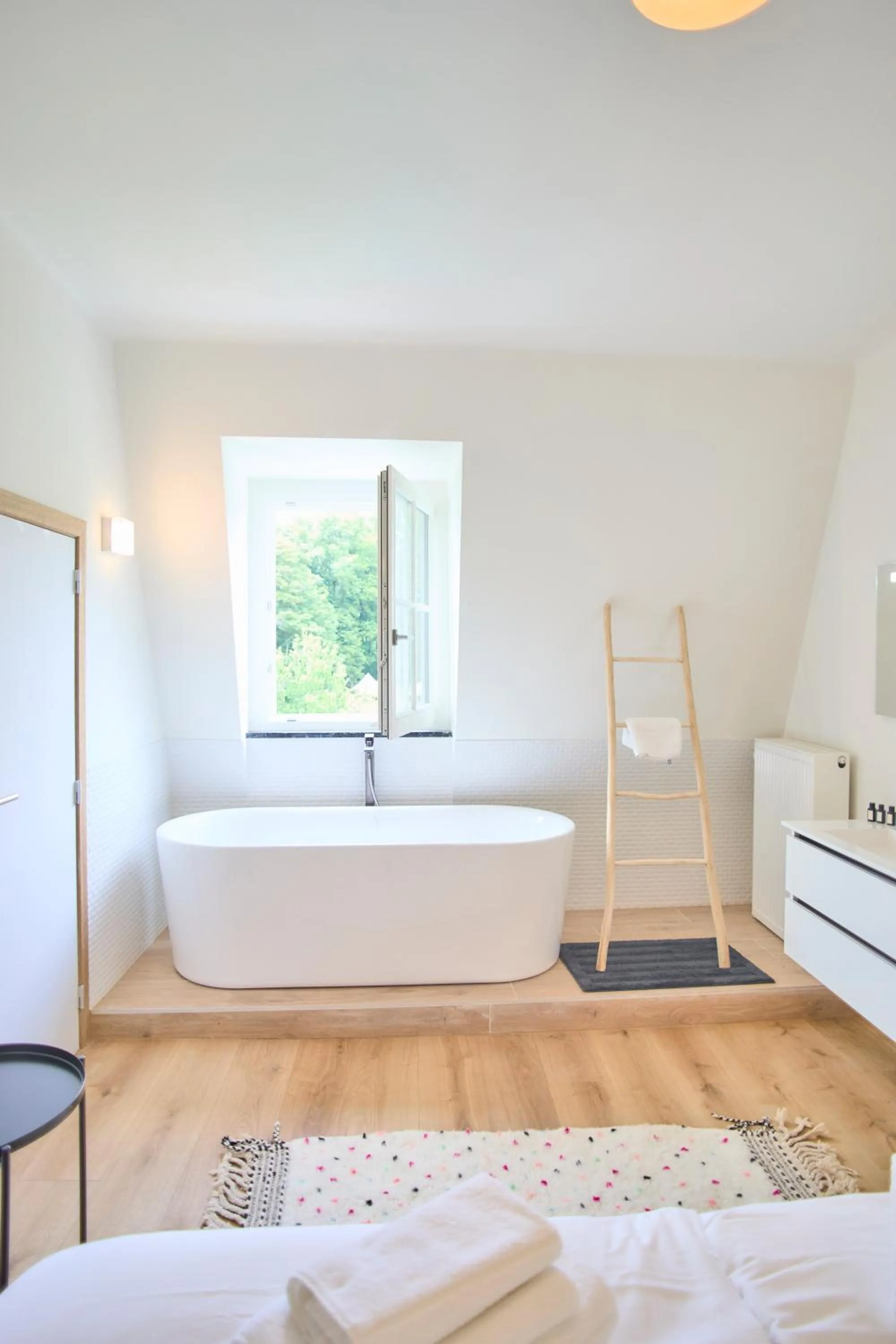 Bed in Château de la Chapelle