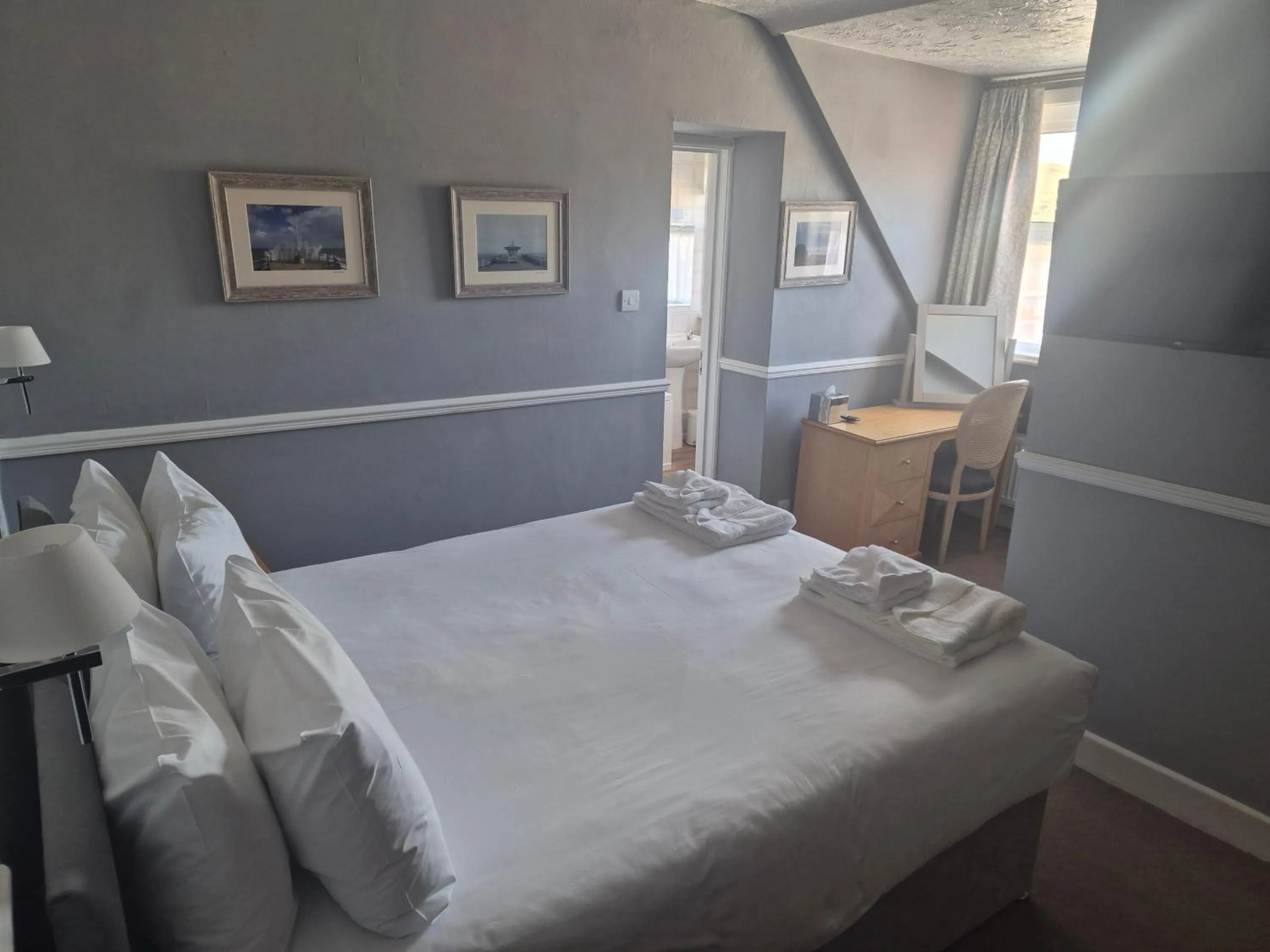 Bed in Grand Hotel Swanage