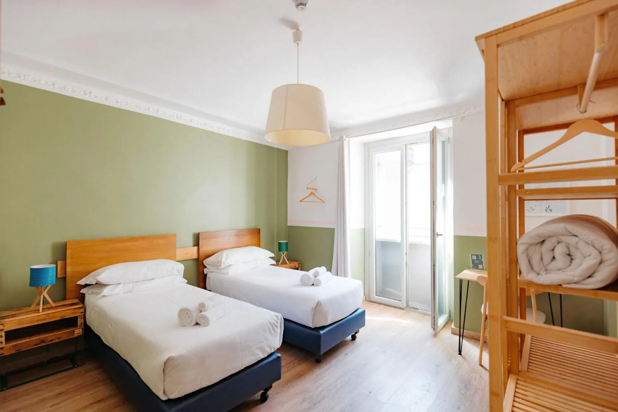 Bed in Tomato Urban Retreat