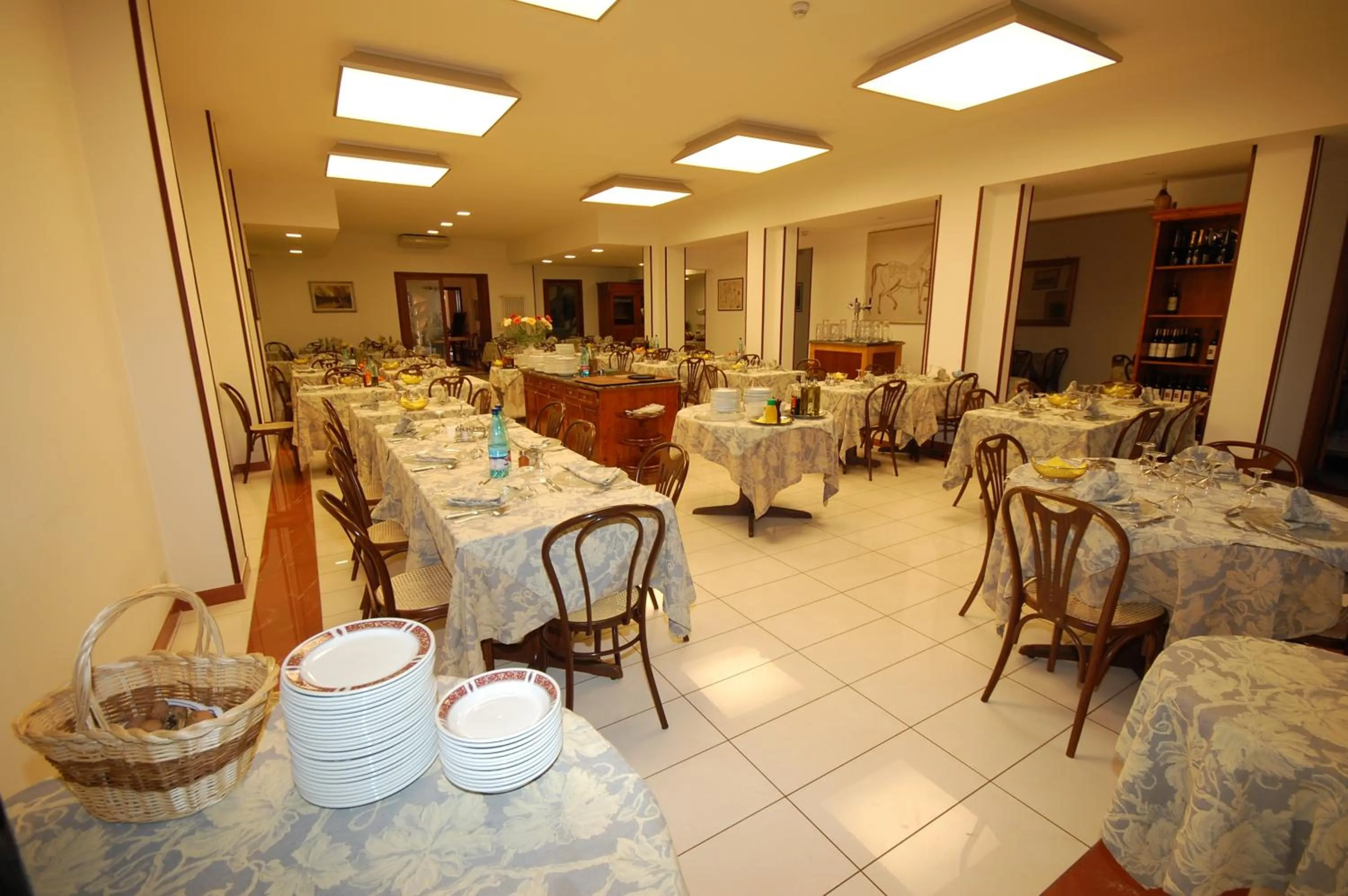 Restaurant/places to eat in Hotel Bella Riviera Lungomare