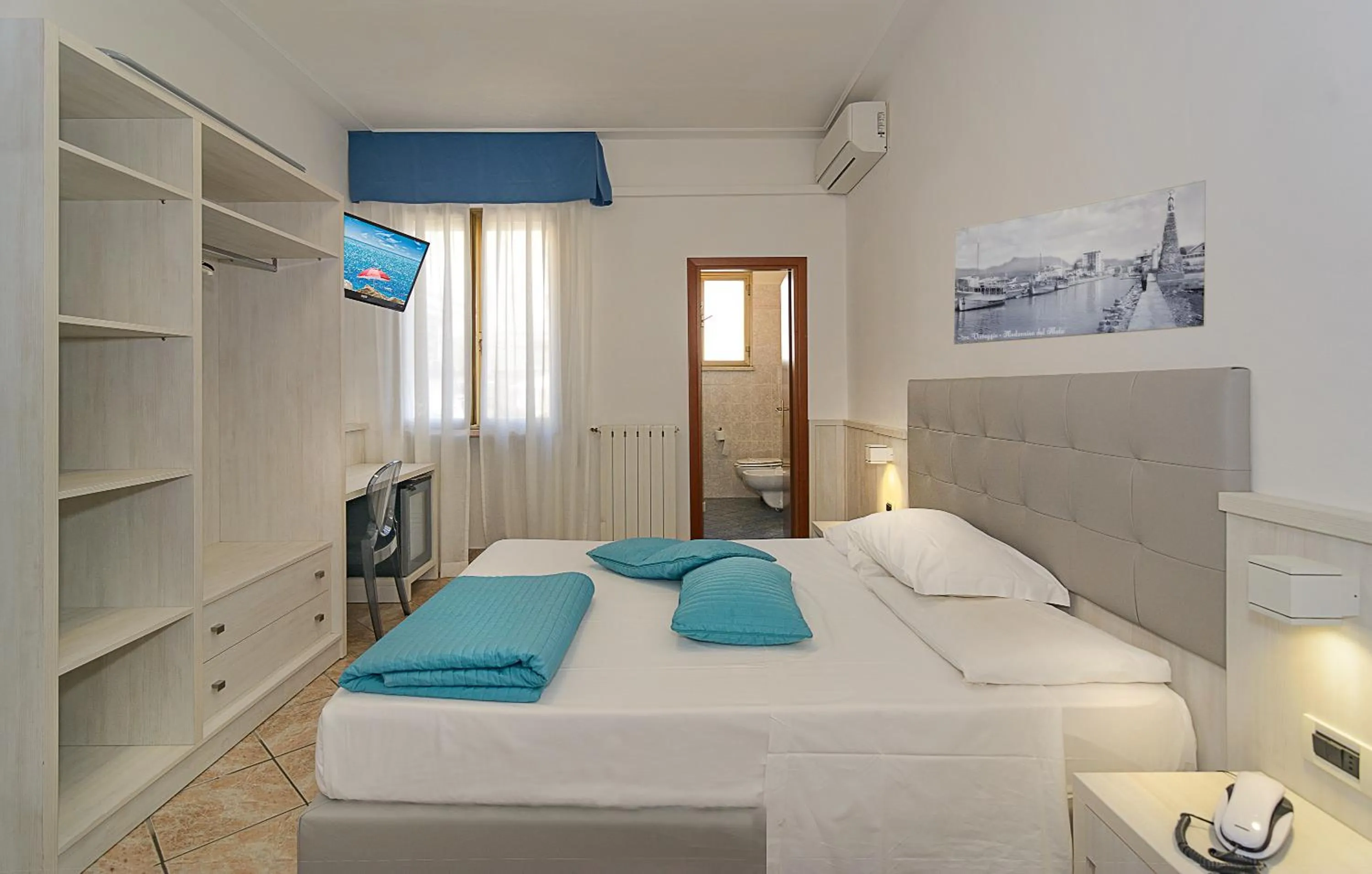 Bed in Hotel Bella Riviera Lungomare