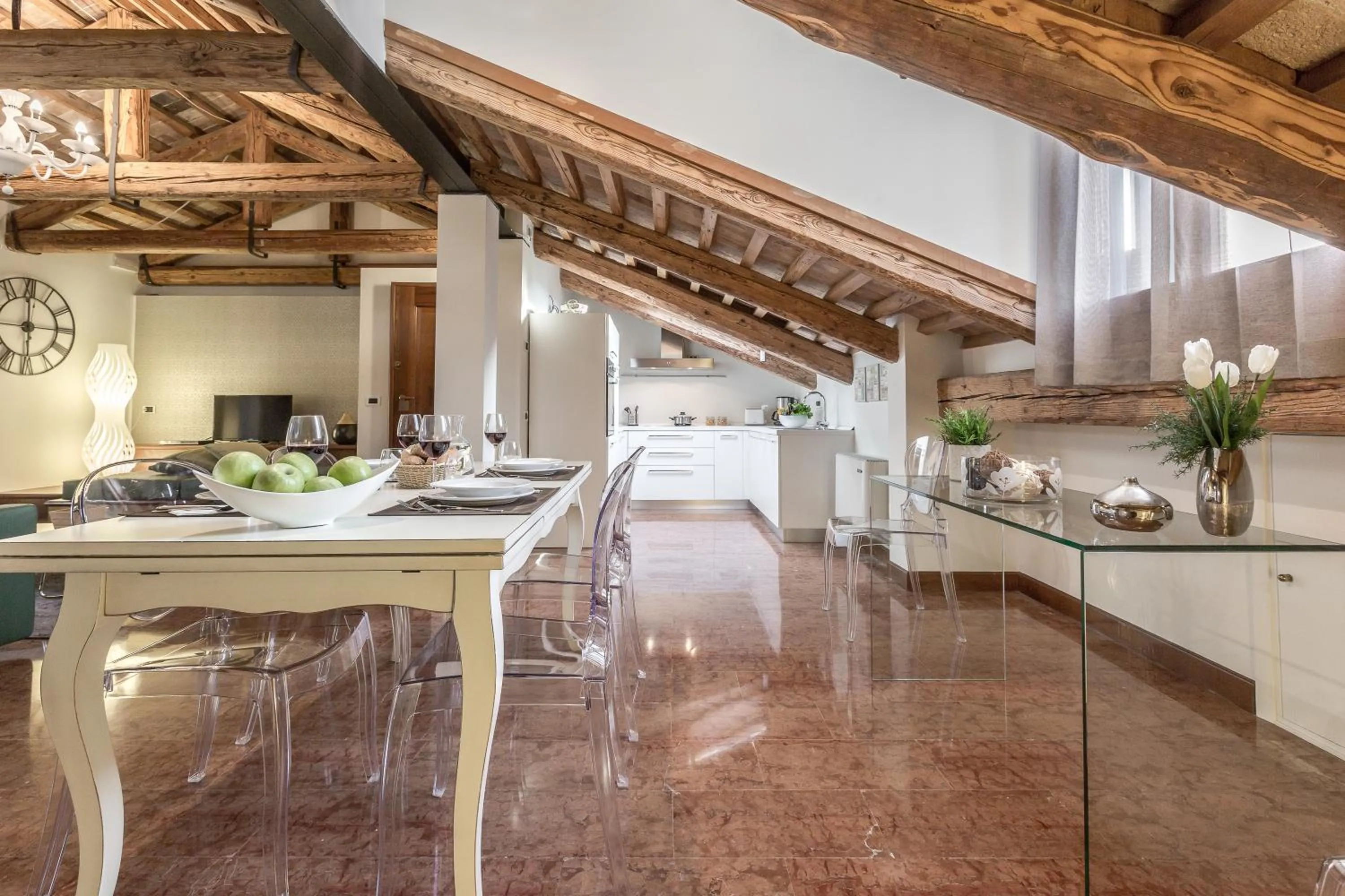 Ca' del Monastero 7 Collection Bright Apartment with Terrace