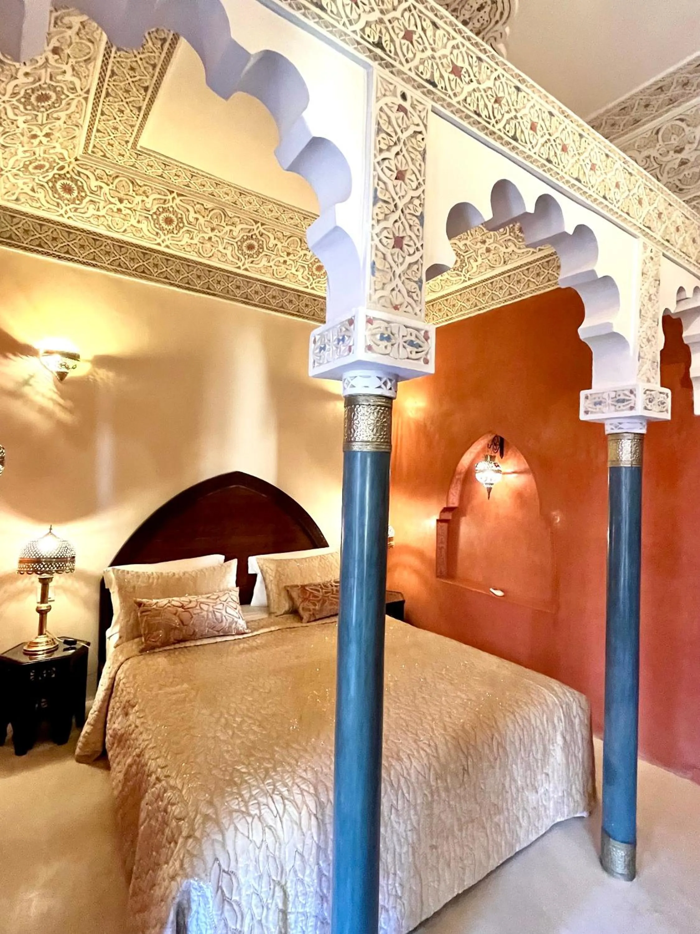 Bed in Riad Fatinat Marrakech