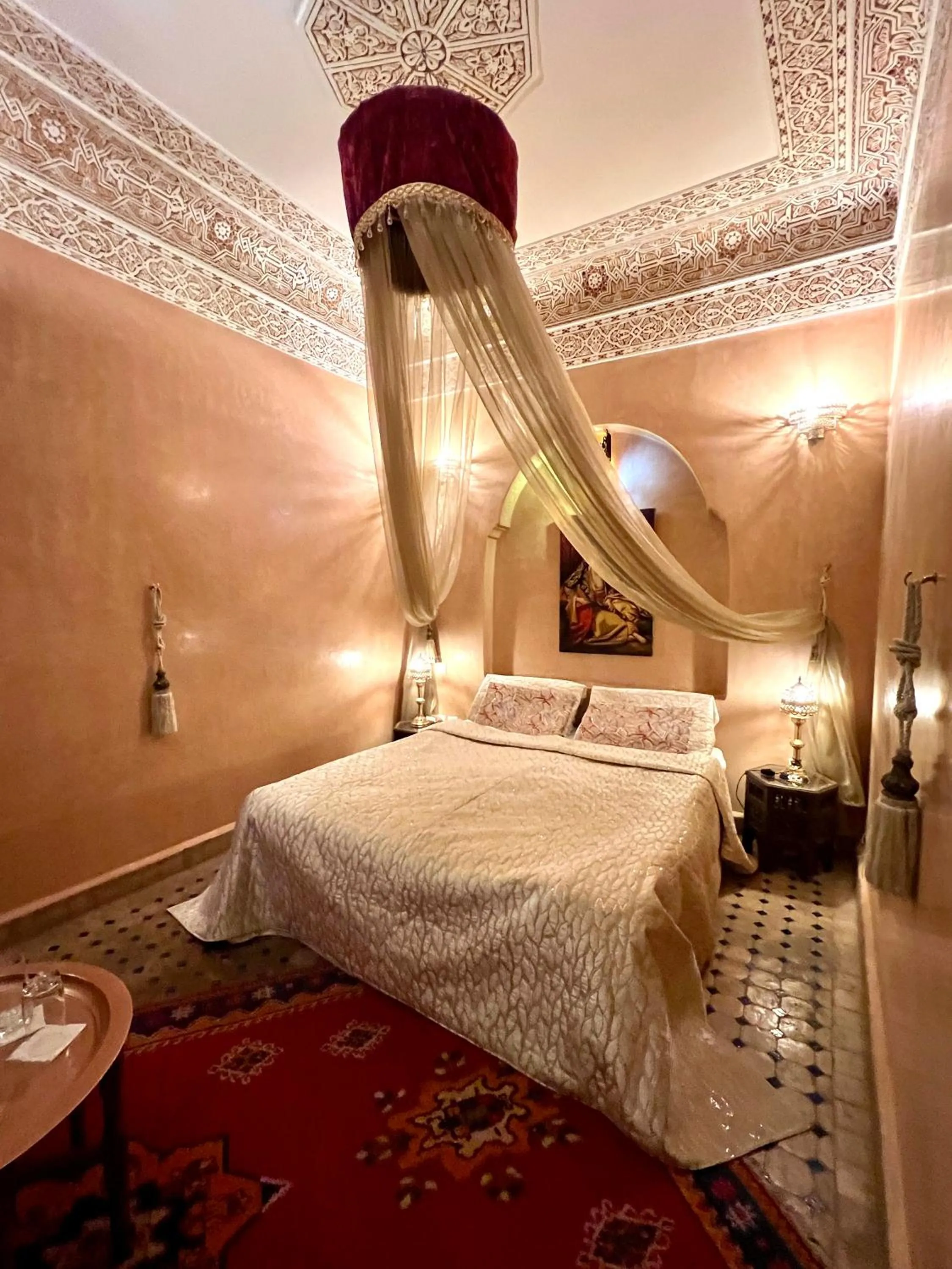 Bed in Riad Fatinat Marrakech