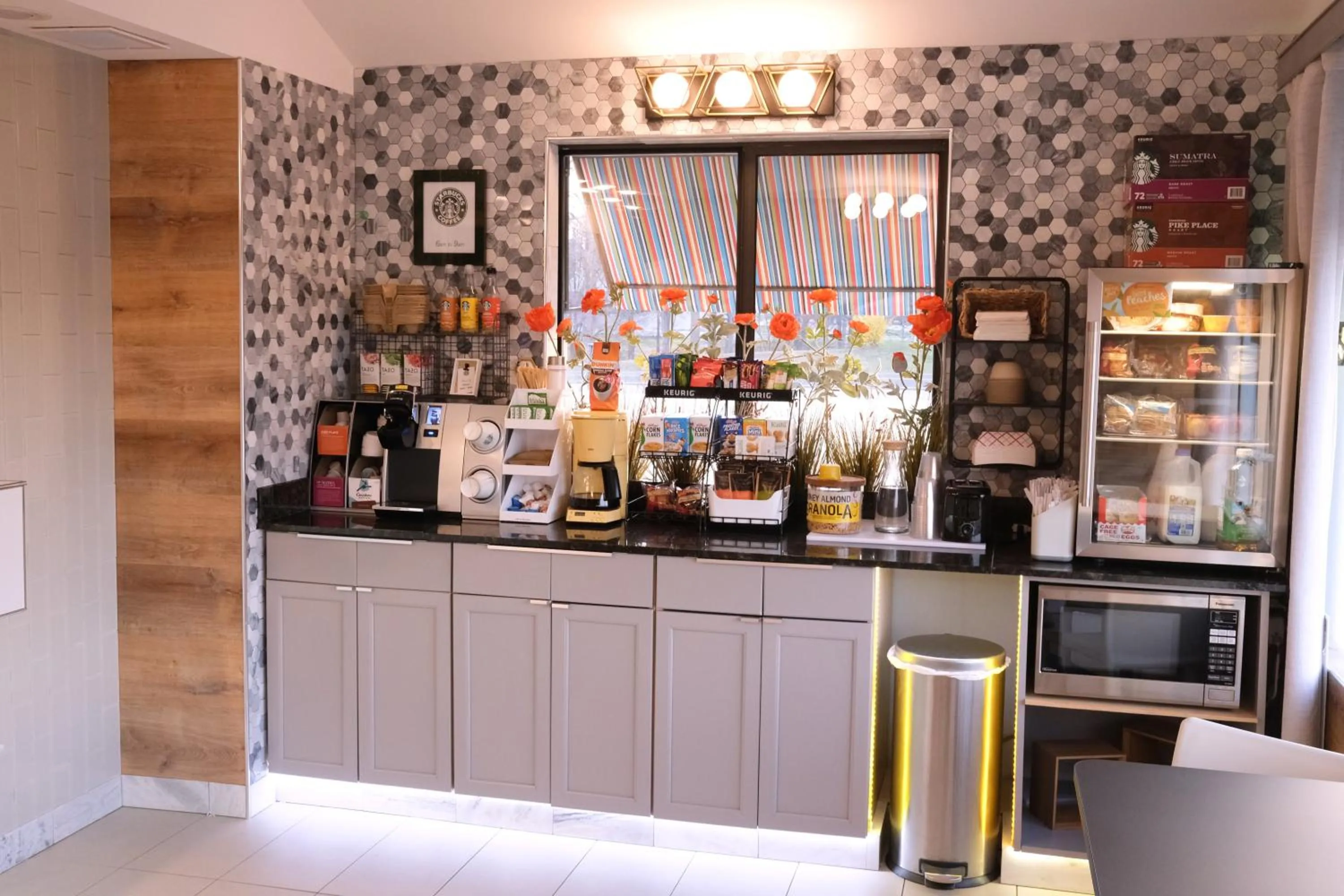 Breakfast in Regency Inn of Eddyville Kuttawa