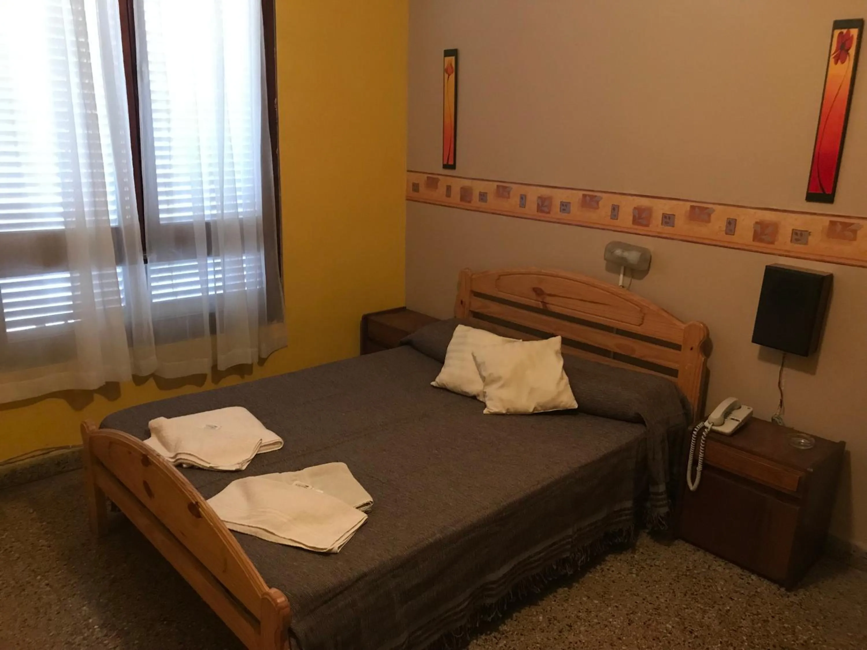 Bed in Hotel Resi San Bernardo