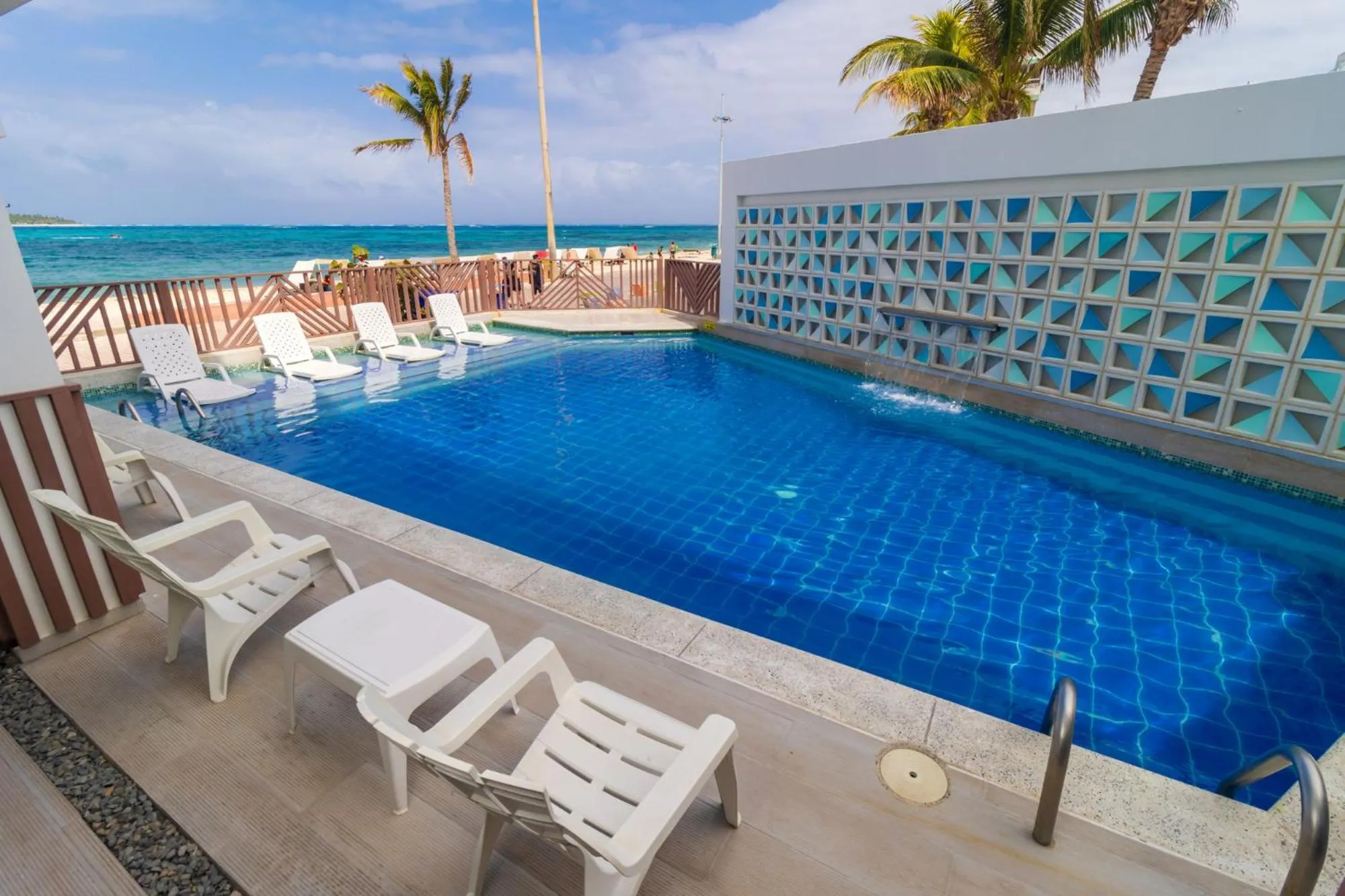 Day in Hotel Bahia Sardina