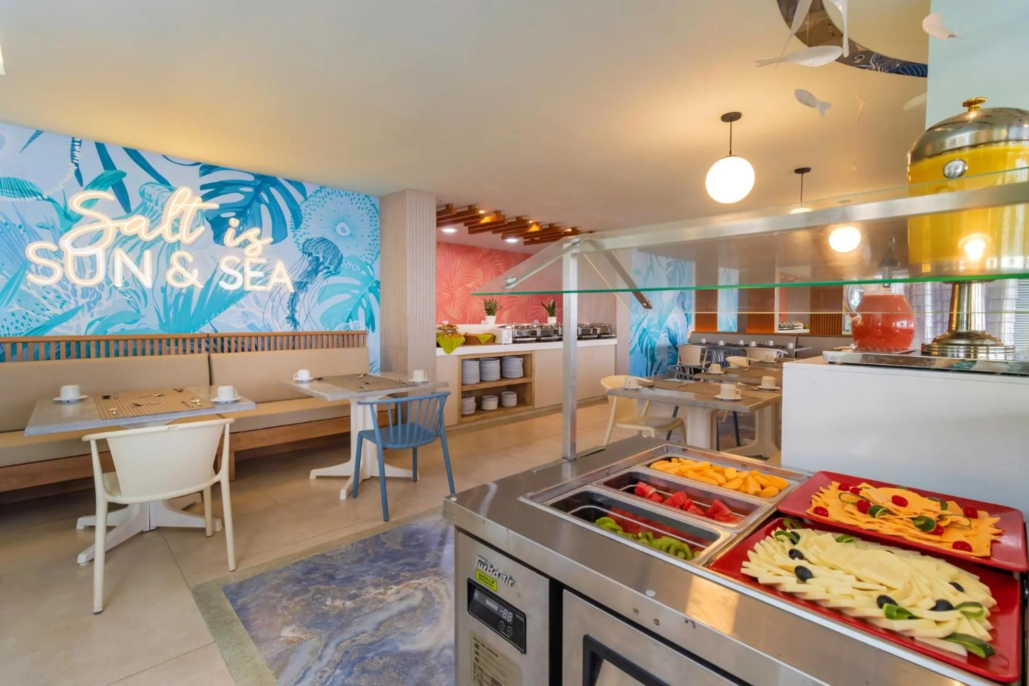 Restaurant/places to eat in Hotel Bahia Sardina