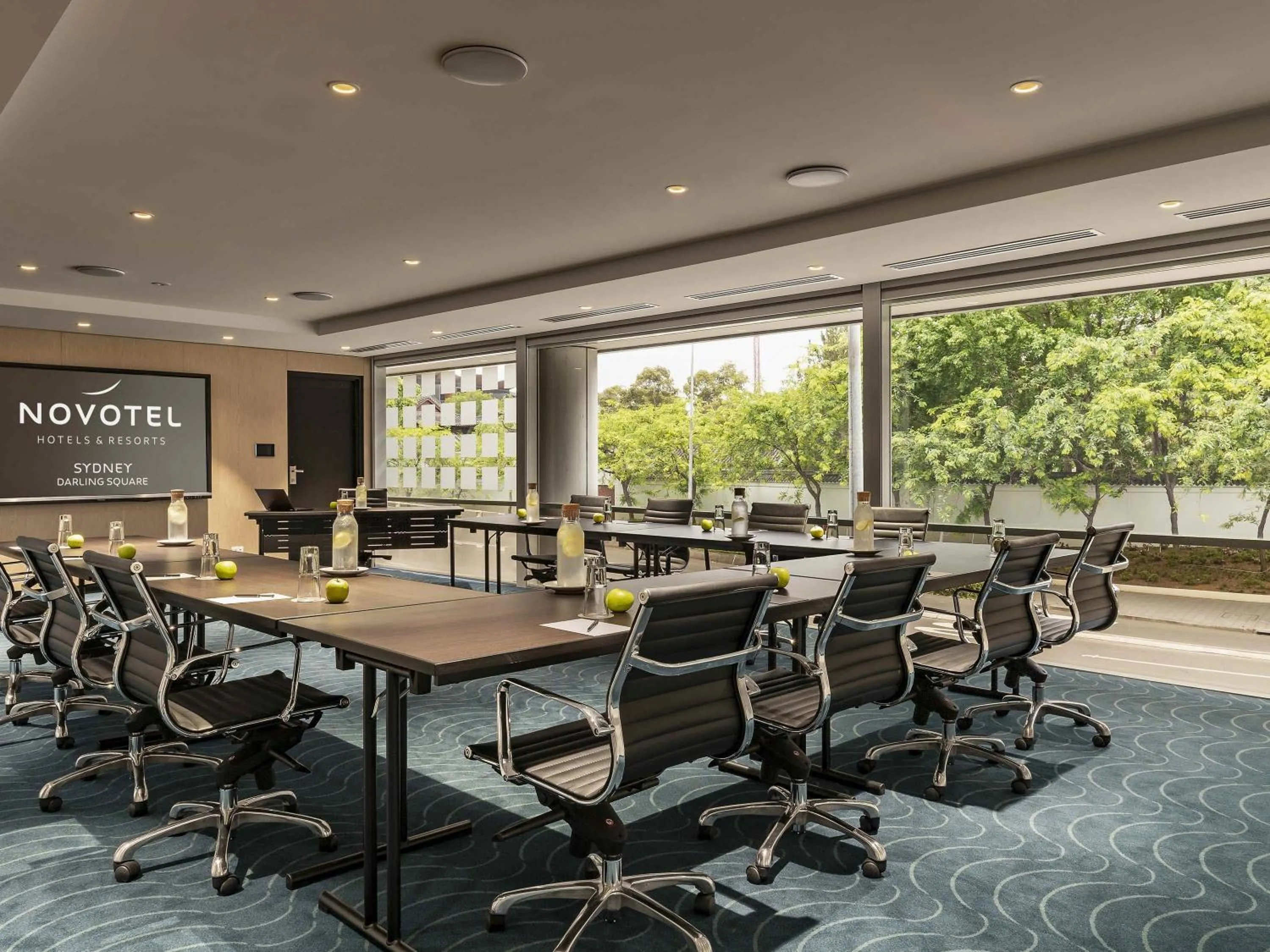 Meeting/conference room in Novotel Sydney Darling Square