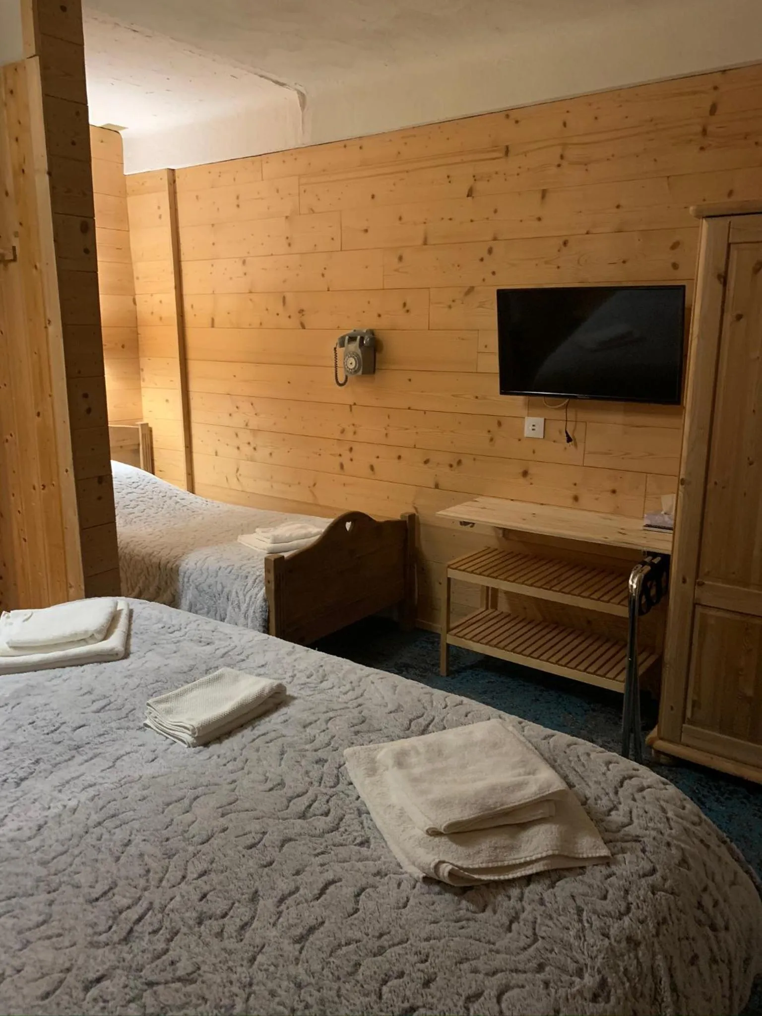 Photo of the whole room, Bed in Hôtel l'Équipe