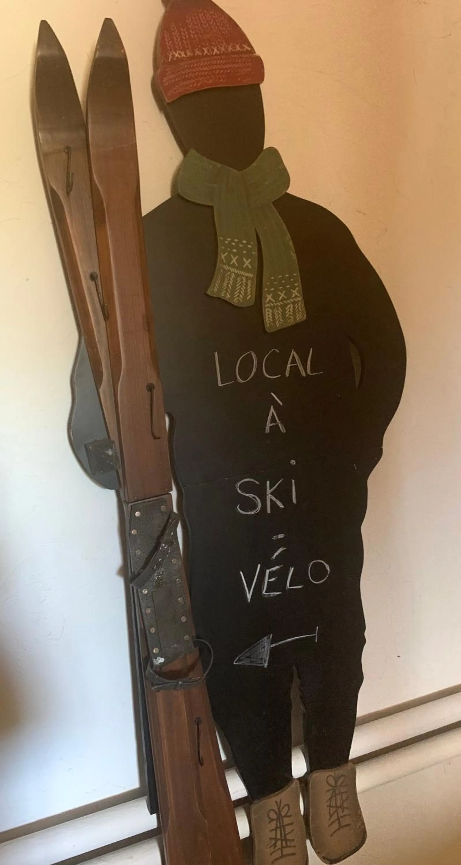 Decorative detail in Hôtel l'Équipe