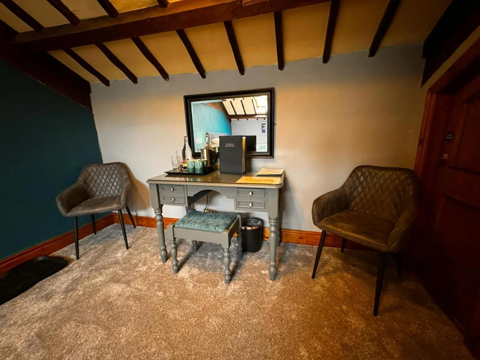 hair dresser in Station Inn B&B