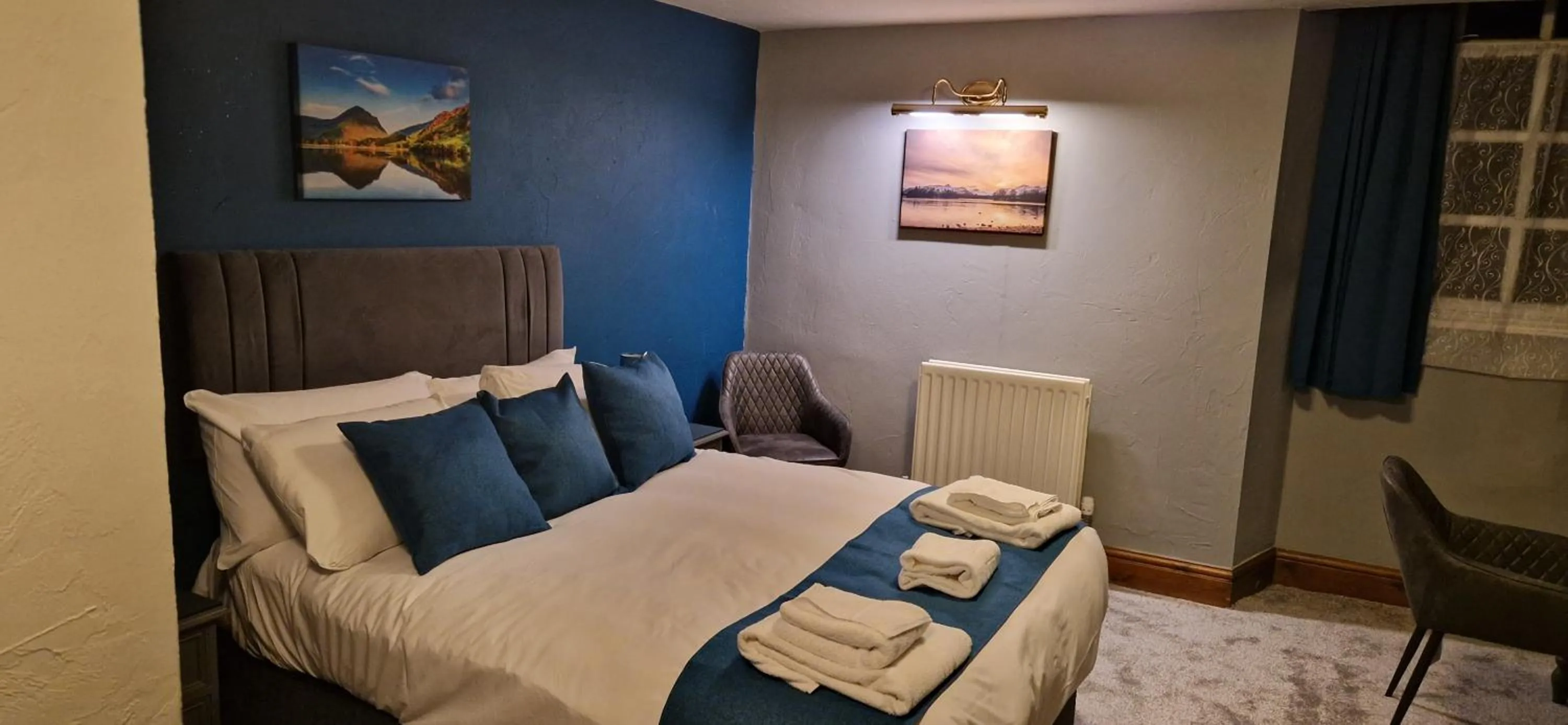 Bed in Station Inn B&B