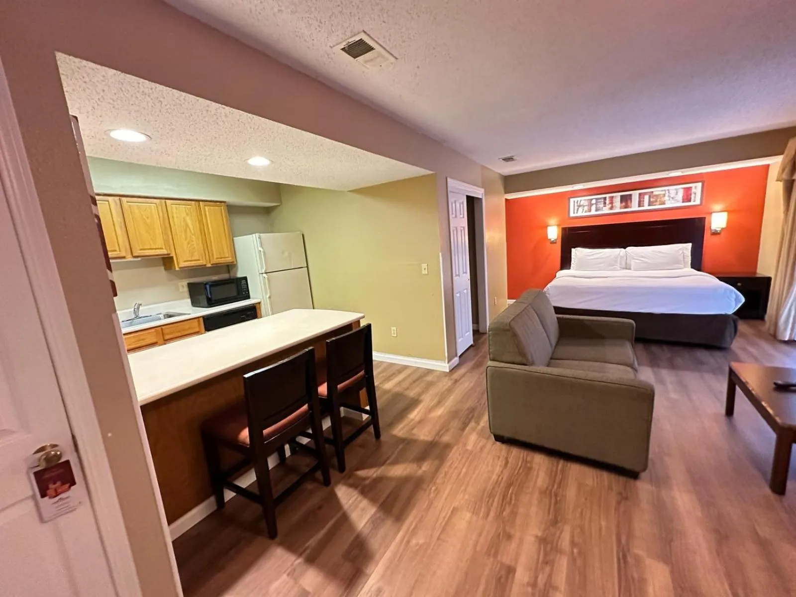 Bed in Hawthorn Extended Stay by Wyndham Wichita
