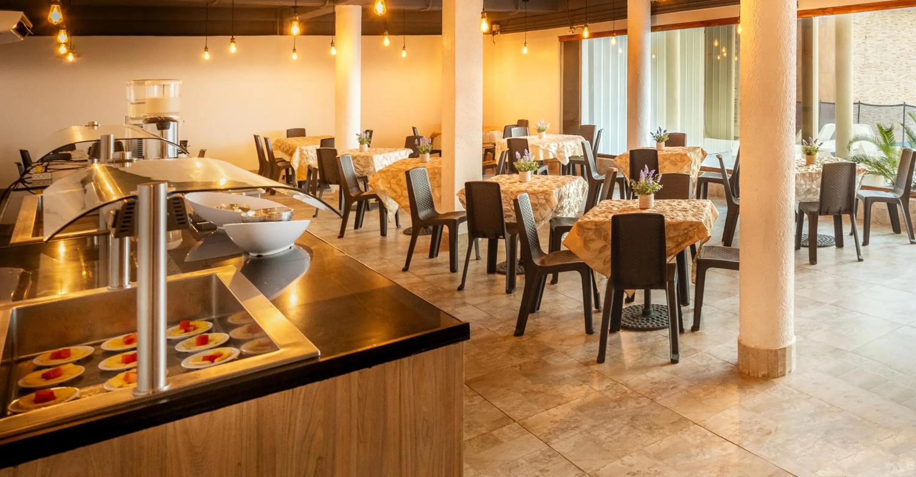 Restaurant/places to eat in Hotel Americas San Andres Islas Colombia