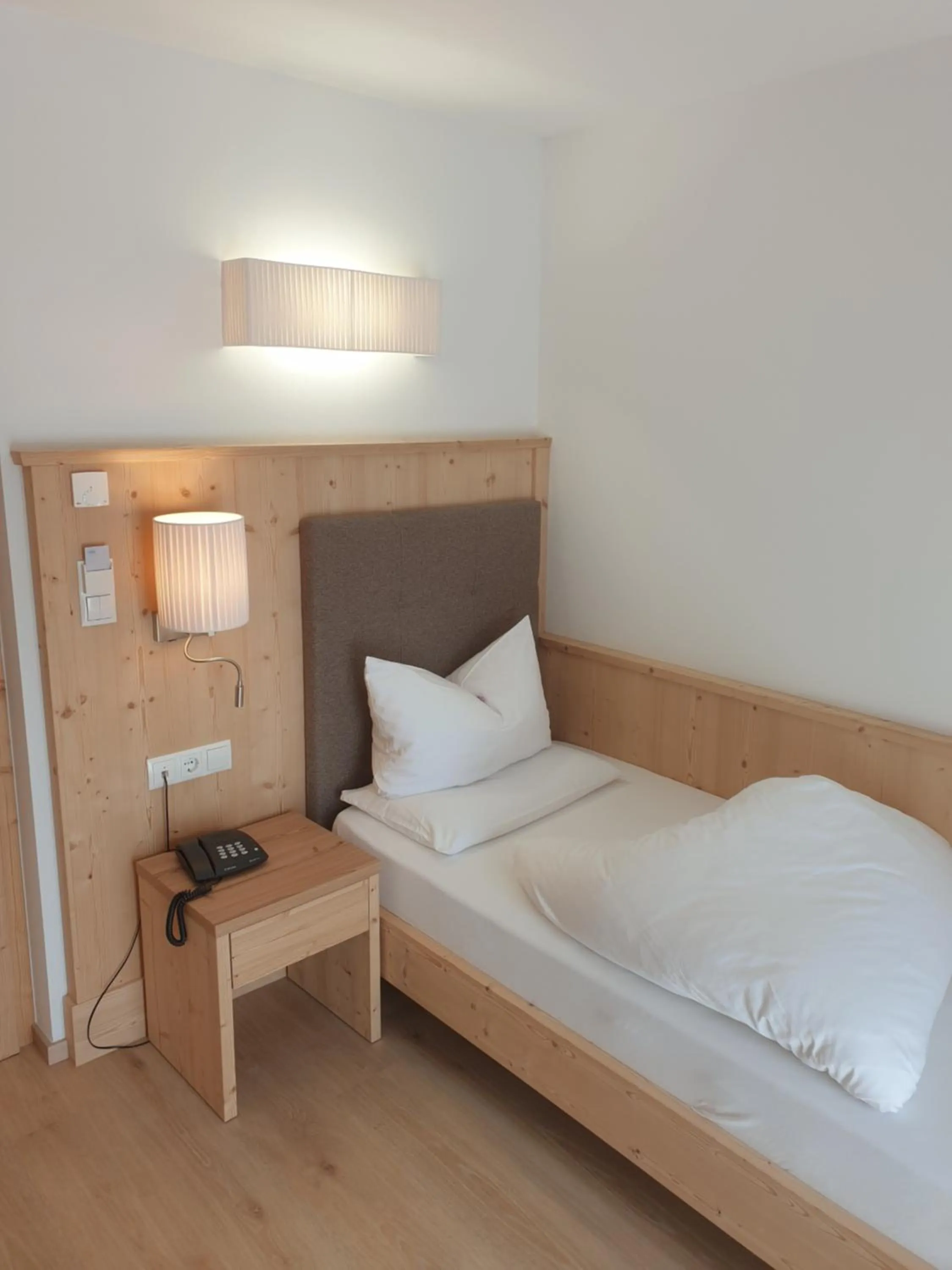 Decorative detail, Bed in Hotel Rose