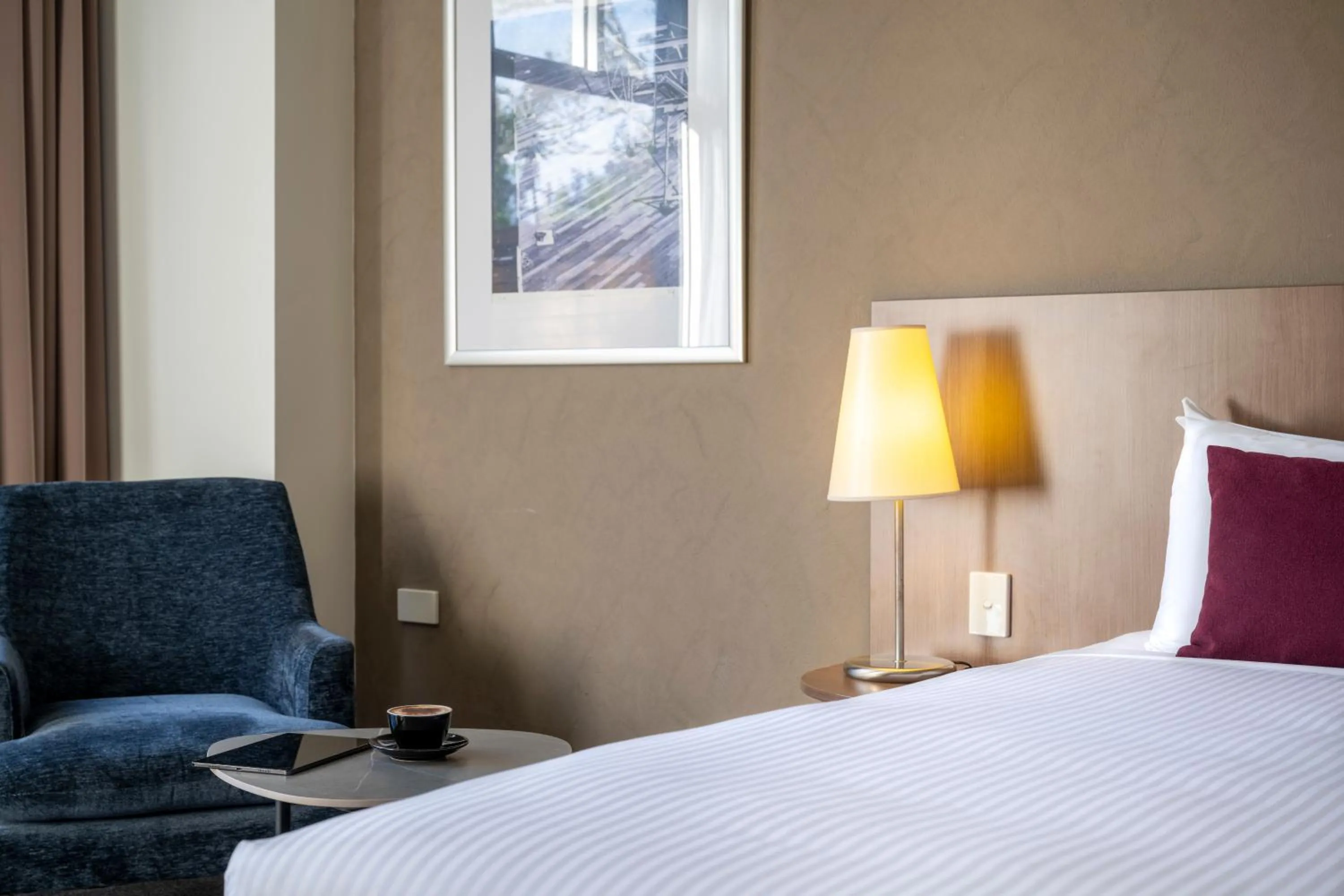 Bed in Hotel Urban St Leonards