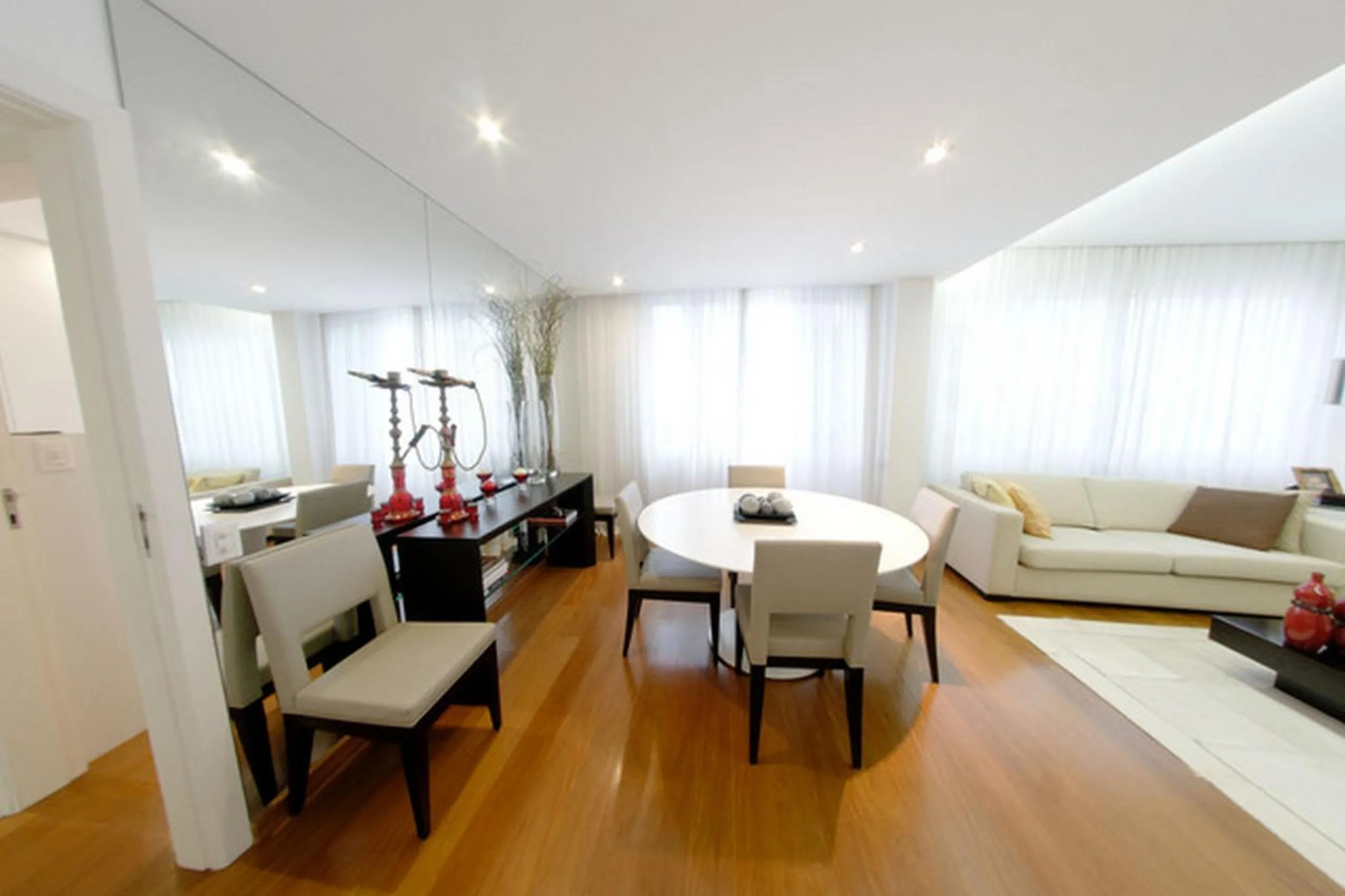 Living room in Leblon House Cupertino perto da praia portaria 24 h garagem ar condicionado e lava seca roupas