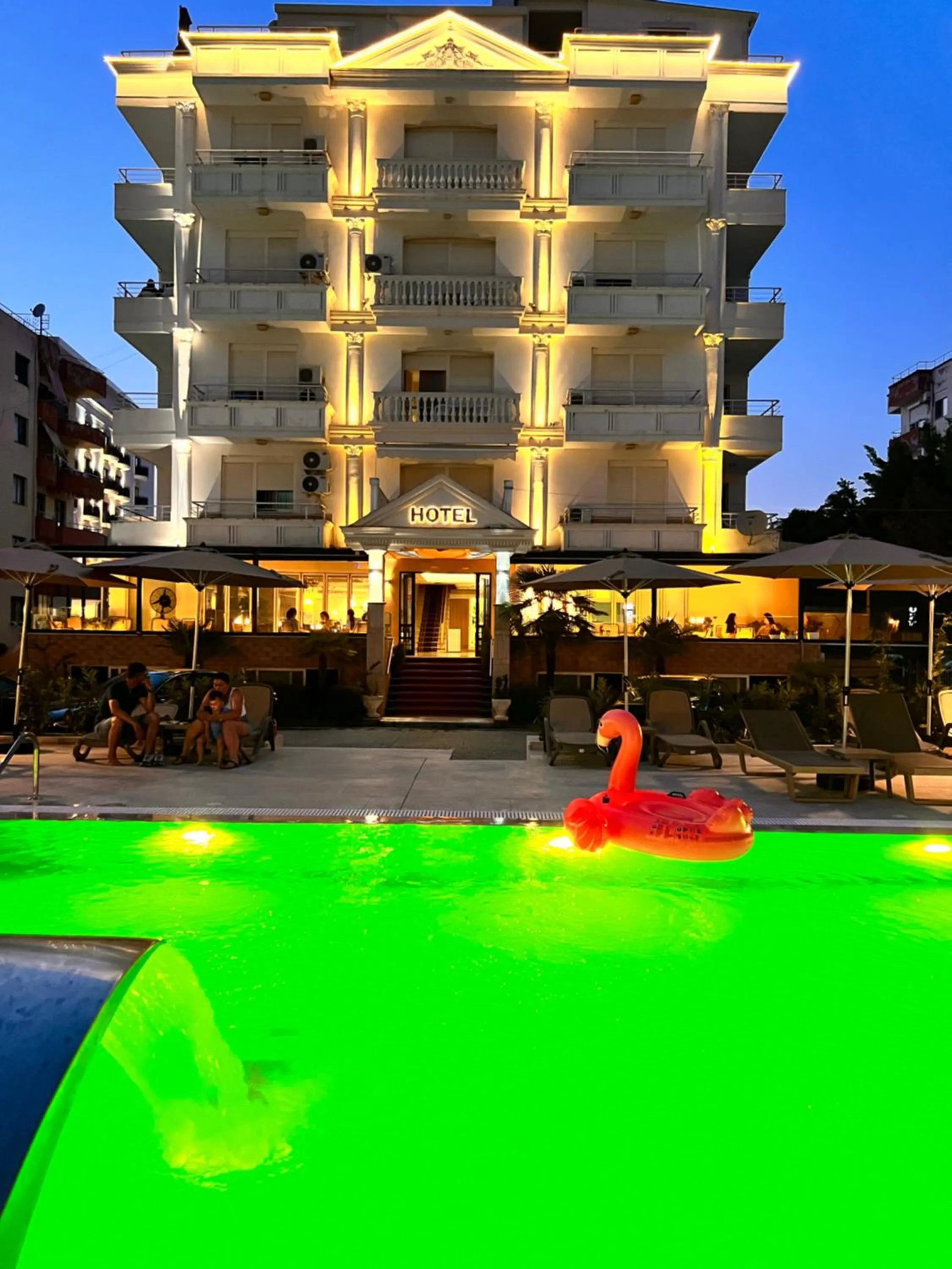 Property building in Lyden Hotel