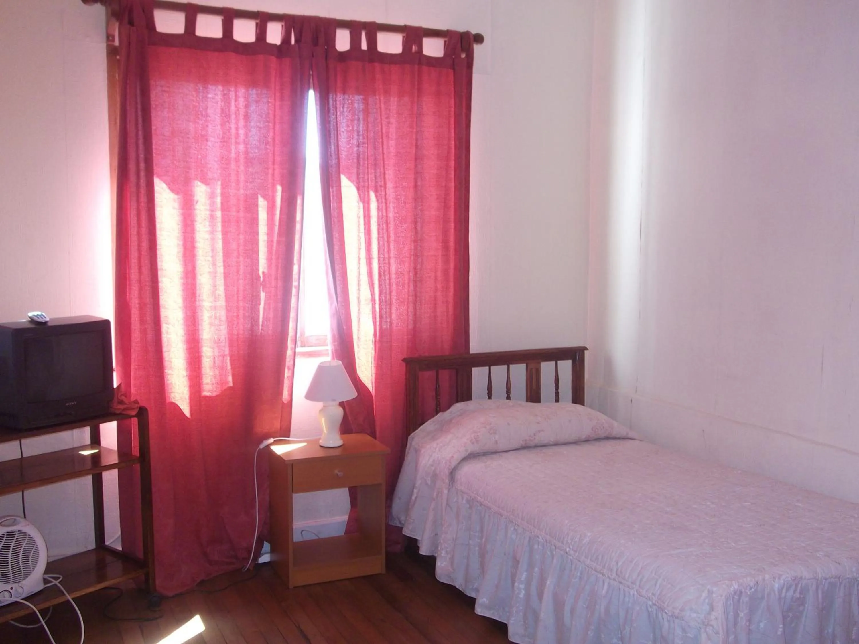 Photo of the whole room, Bed in Mediterraneo B&B