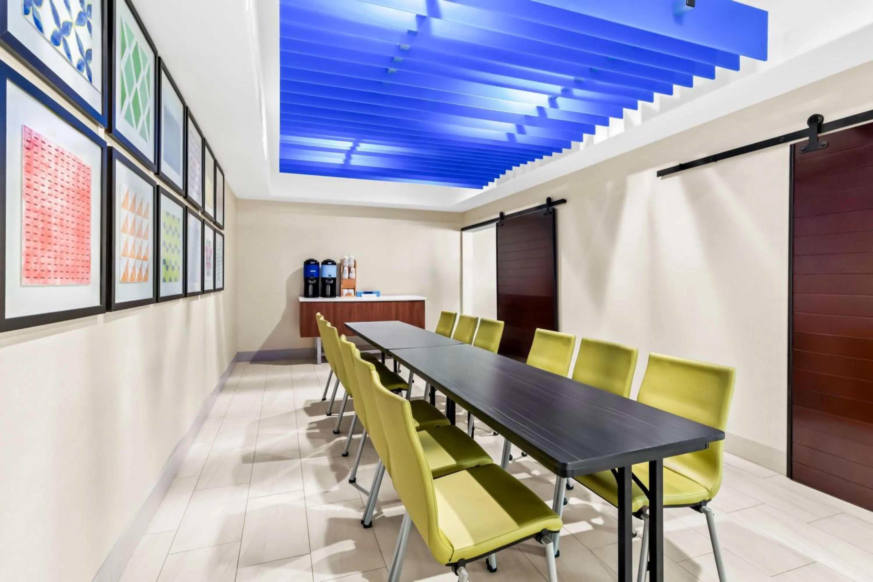 Meeting/conference room in Holiday Inn Express and Suites Hotel - Pauls Valley by IHG