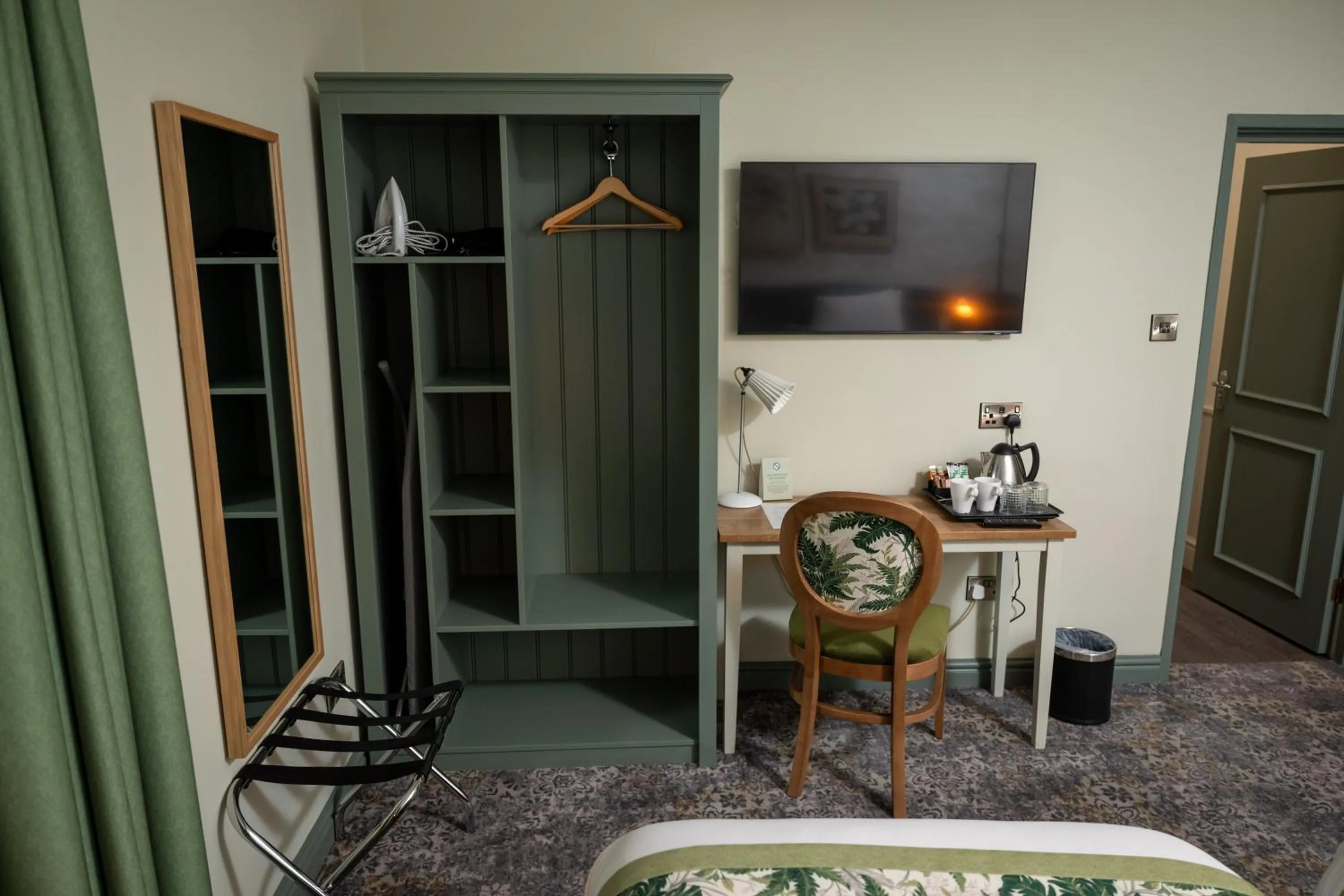 hair dresser in Rockingham Arms By Greene King Inns