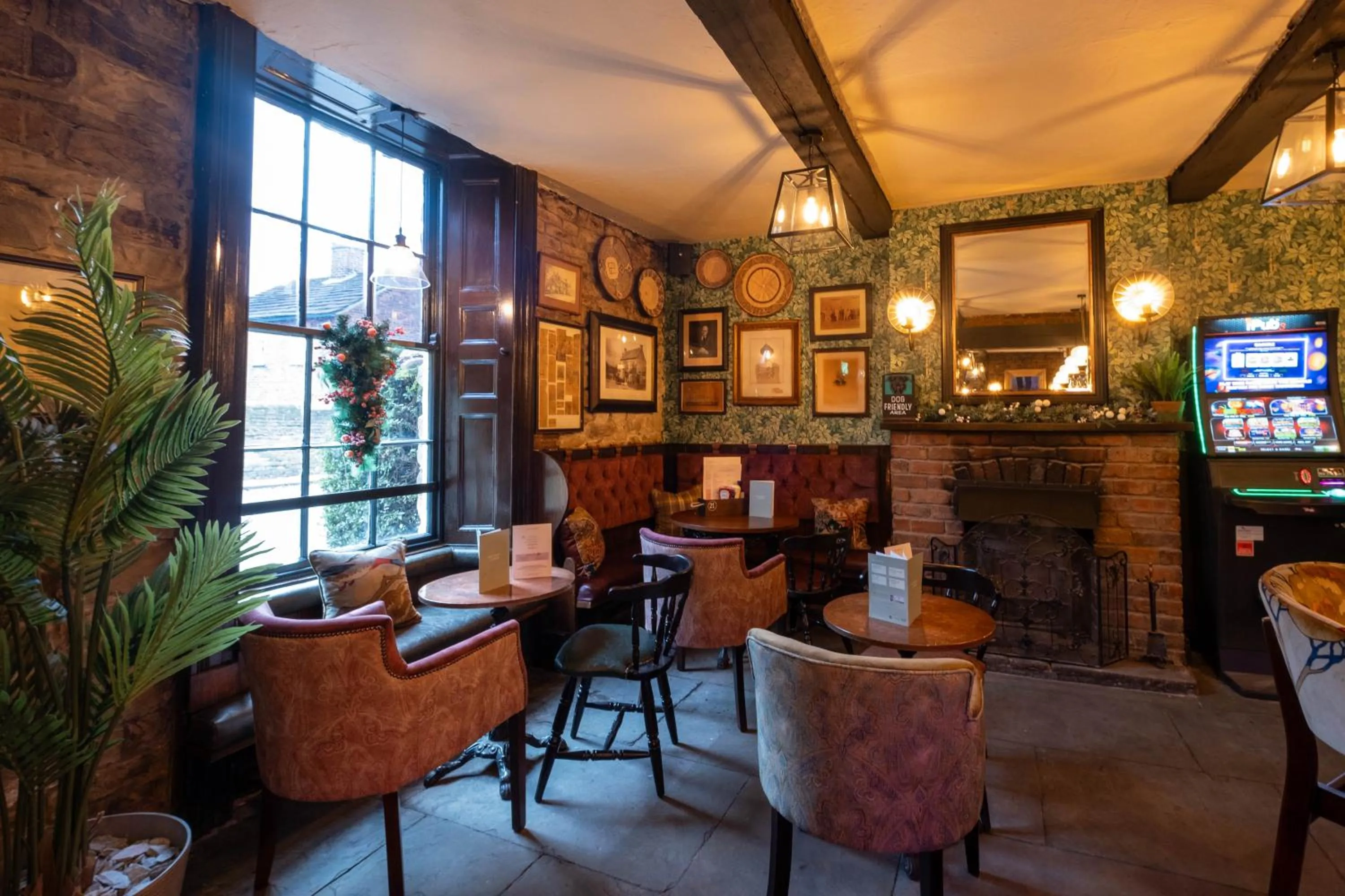 Restaurant/places to eat in Rockingham Arms By Greene King Inns