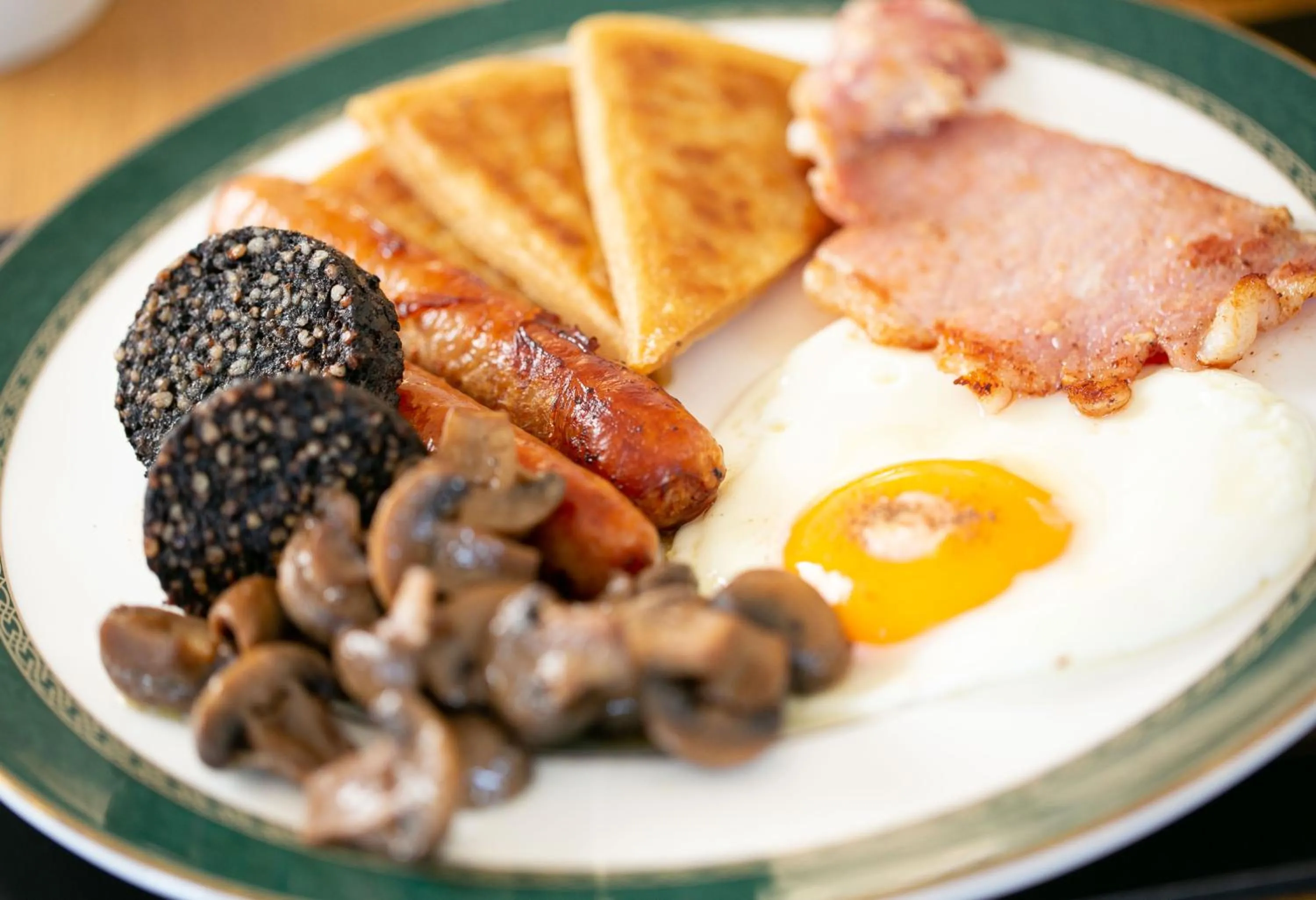 English/Irish breakfast in Margaret's Cottage B&B