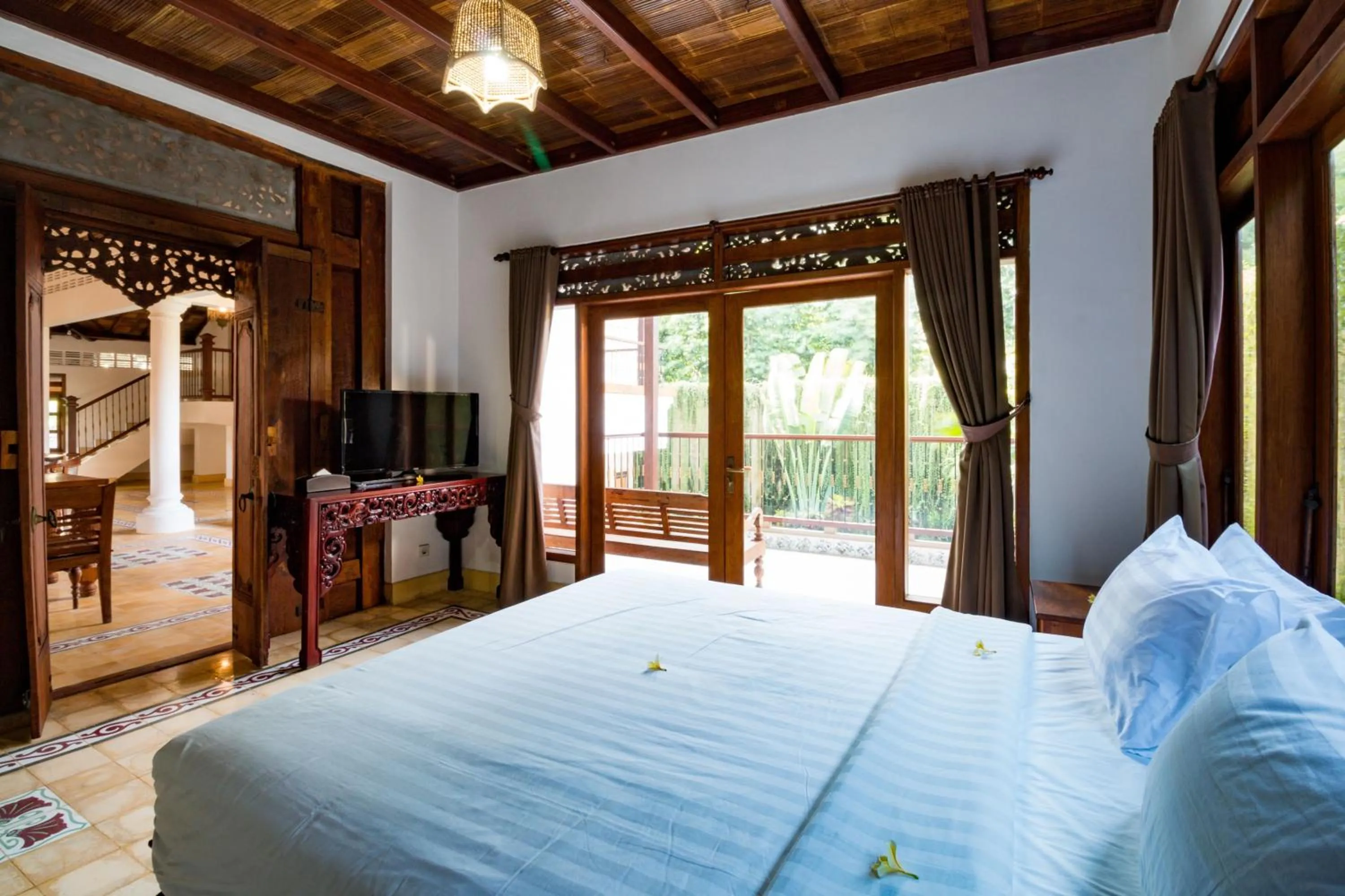 Bedroom, Bed in Bali Royal Heritage Villas