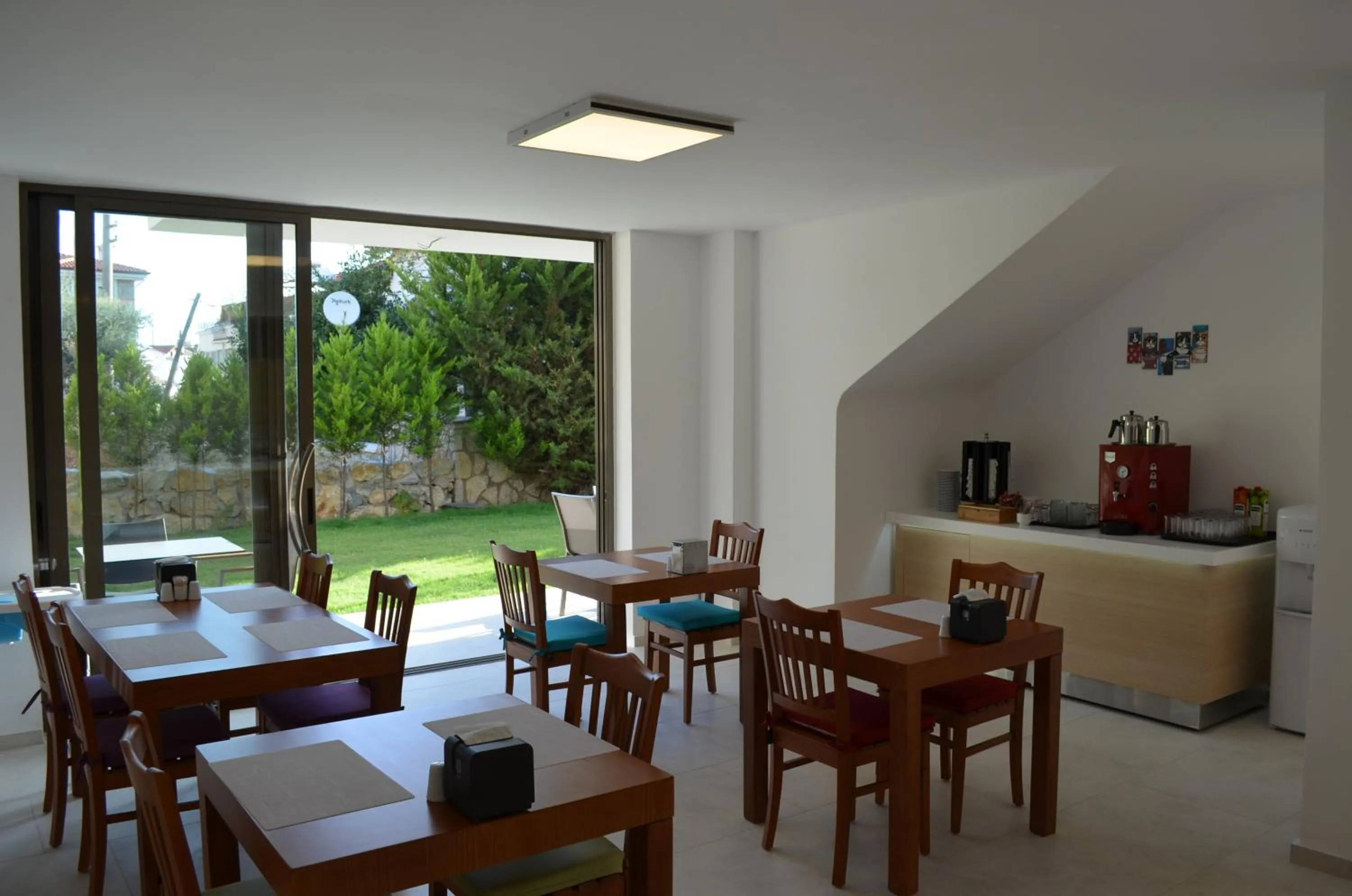 Restaurant/places to eat in Aria Doria Otel