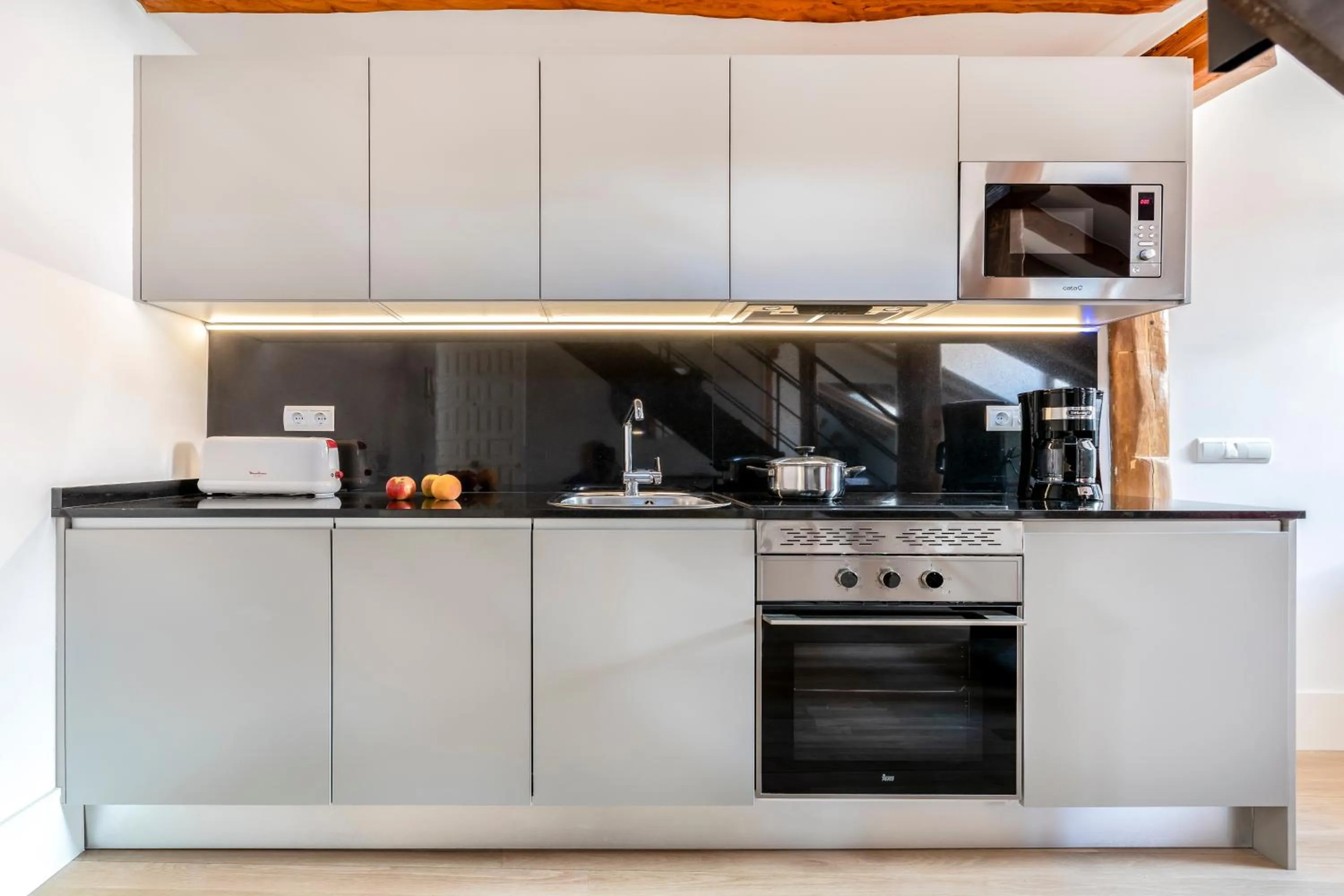 Kitchen or kitchenette in Slow Suites Chueca