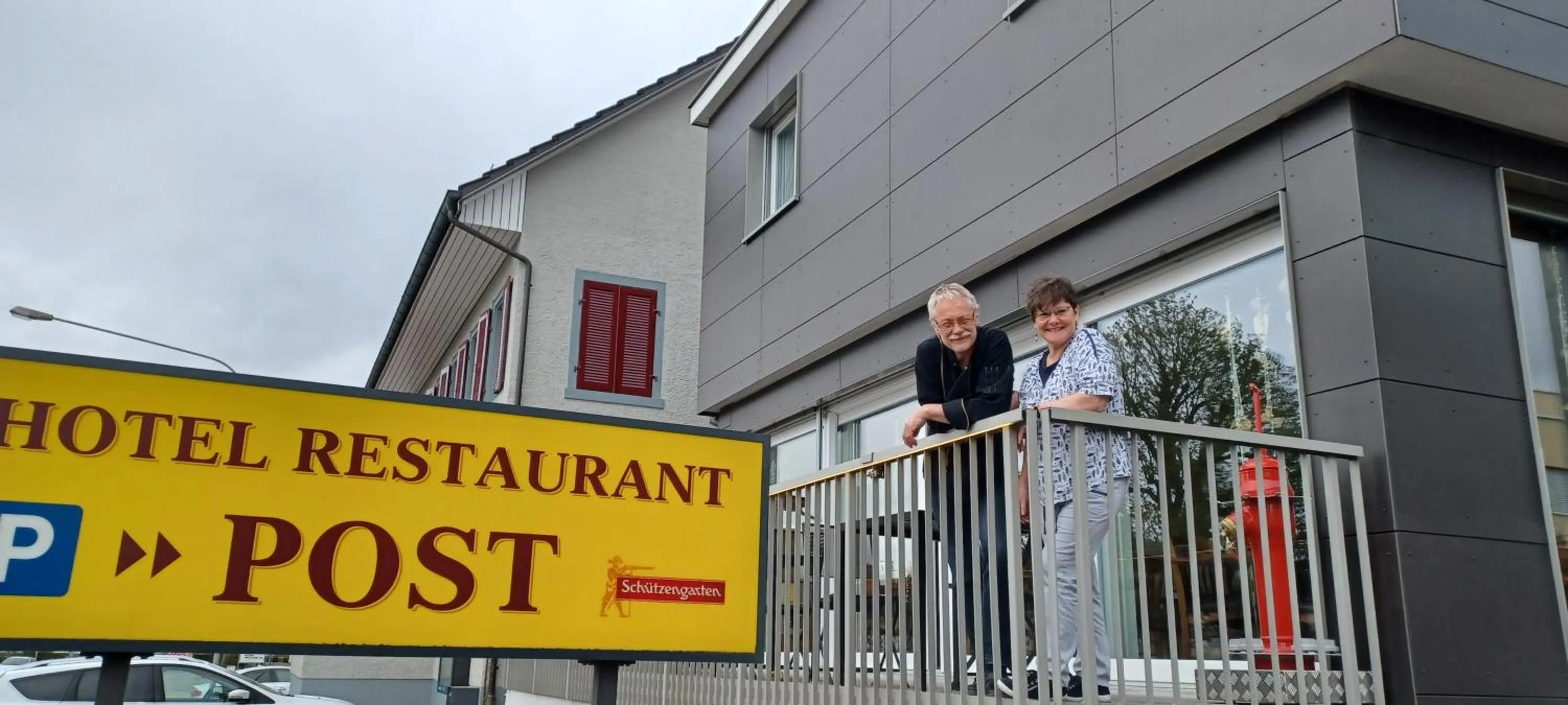 Property building in Hotel / Restaurant Post