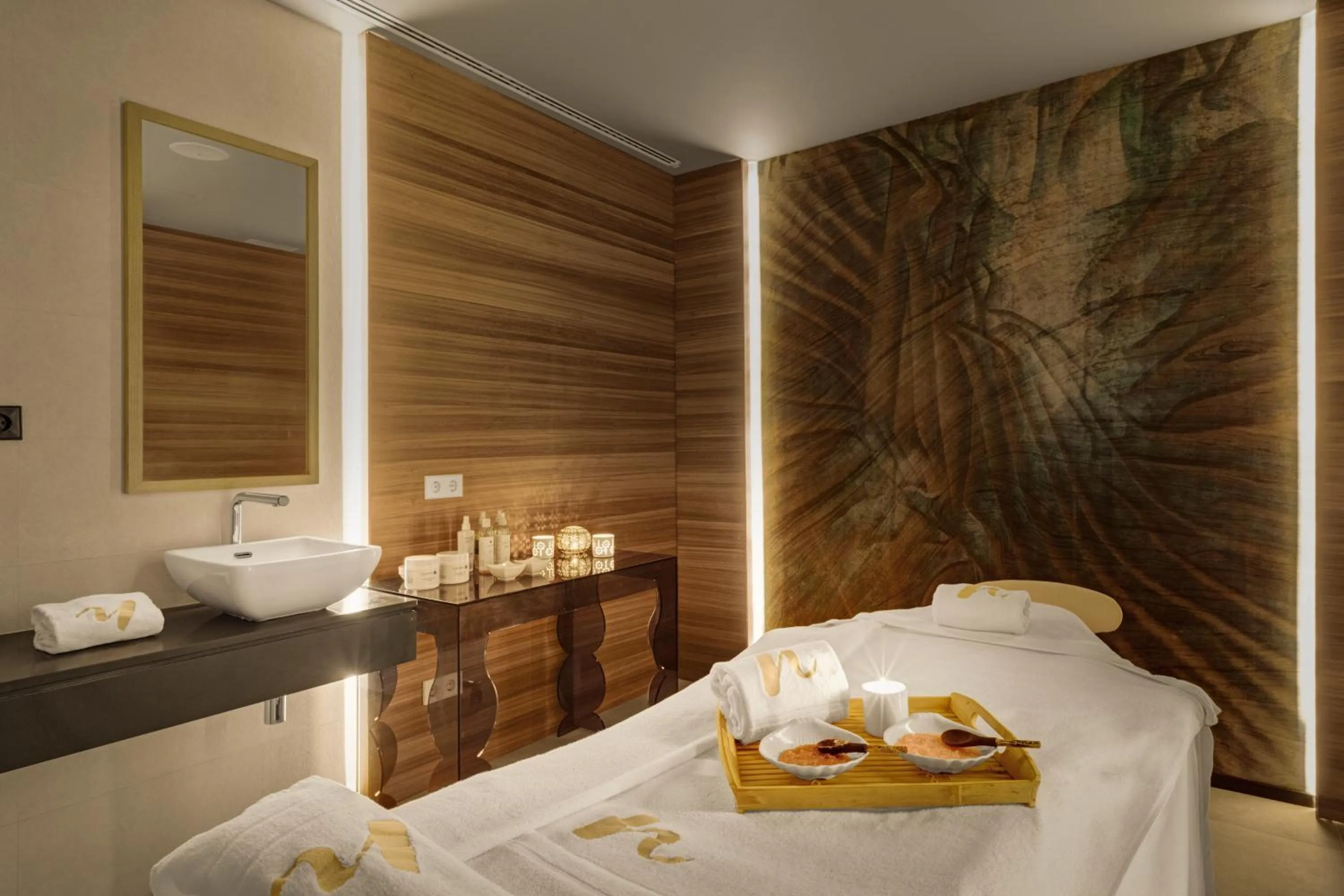 Spa and wellness centre/facilities, Bed in Protur Naisa Palma Hotel