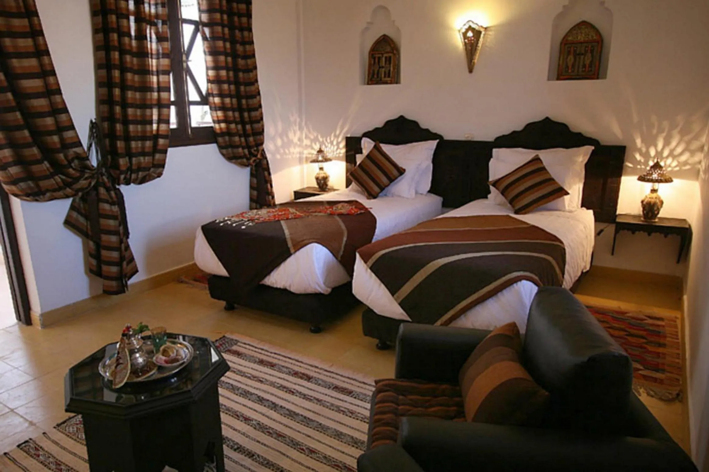 Photo of the whole room, Bed in Riad Shaloma