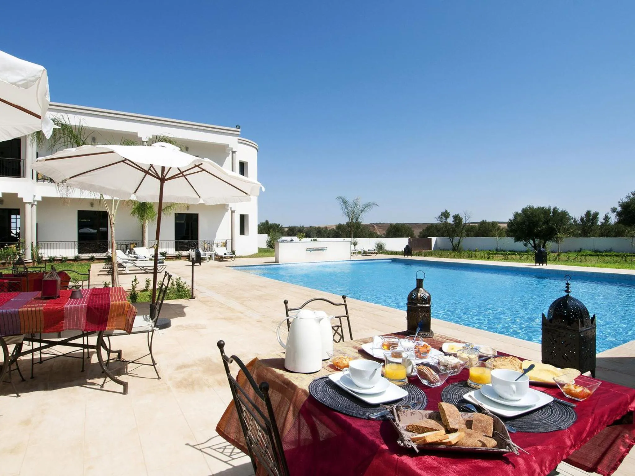 Breakfast in Villa Agapanthe