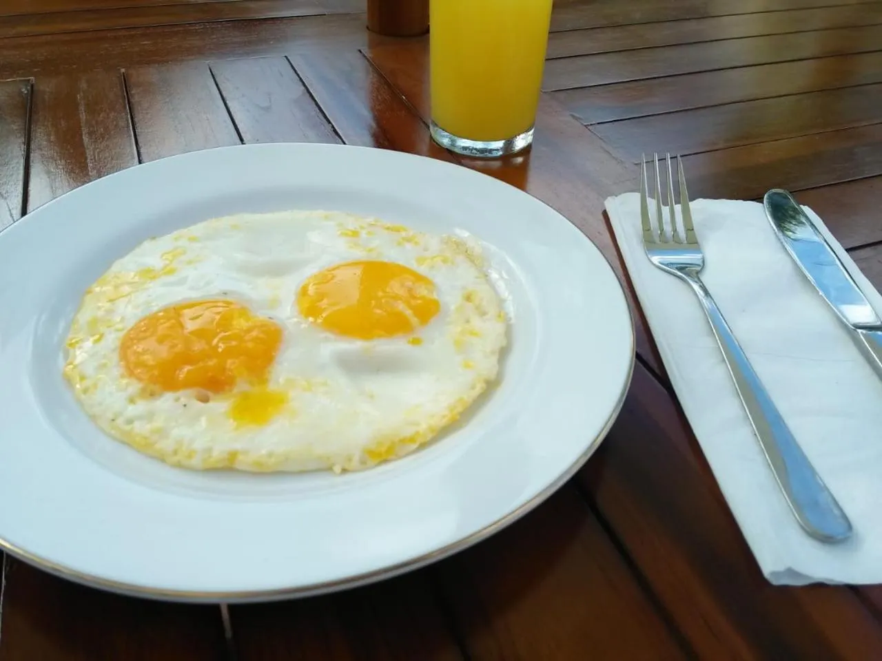 Food and drinks in Bale Lumbung Bungalows