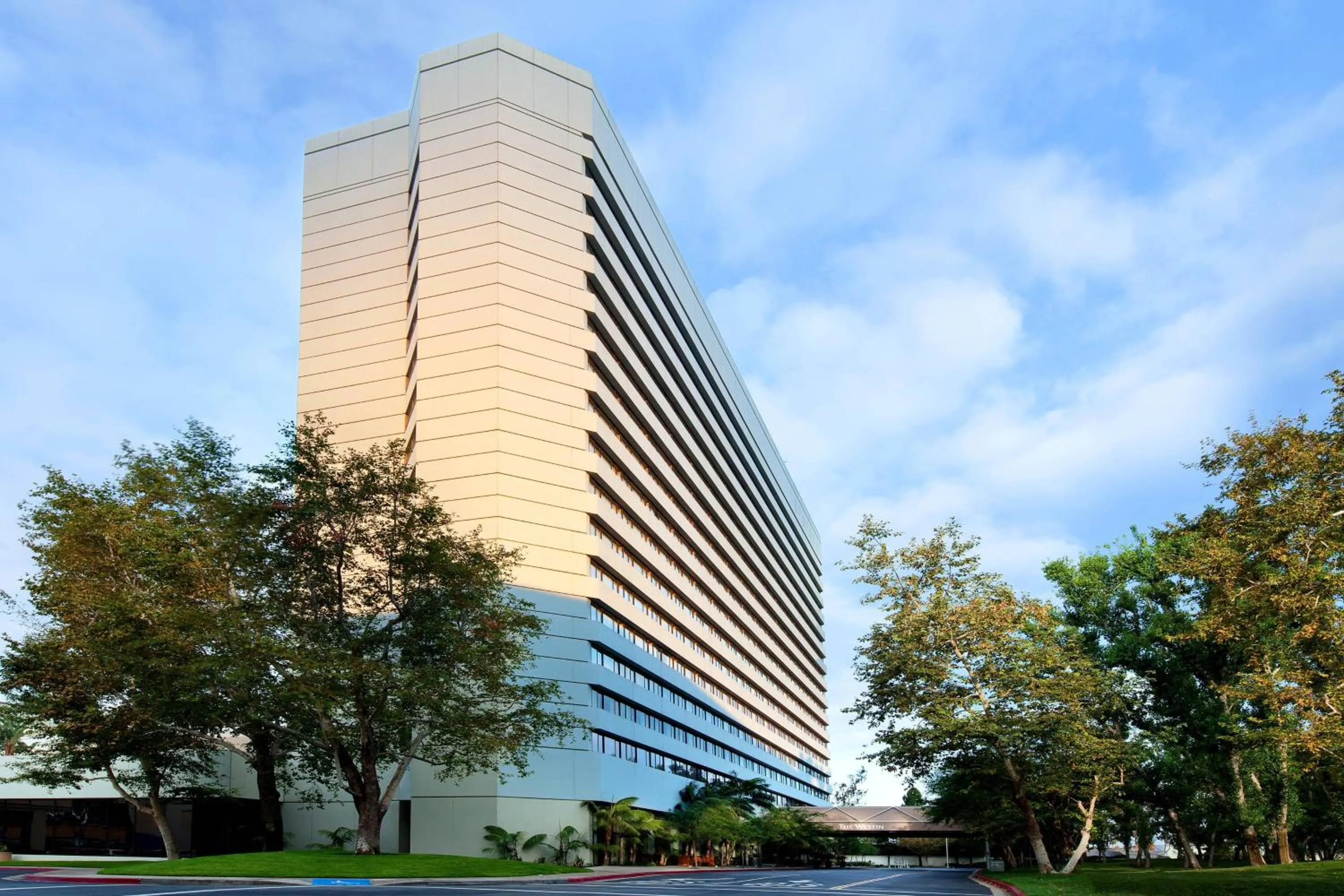 Property building in The Westin South Coast Plaza, Costa Mesa