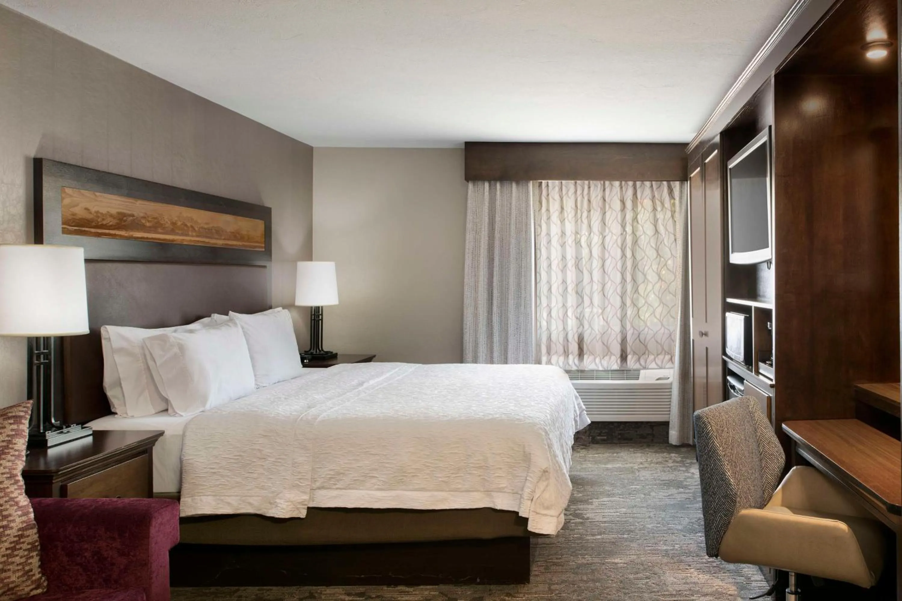 Photo of the whole room, Bed in Hampton Inn Jackson Hole