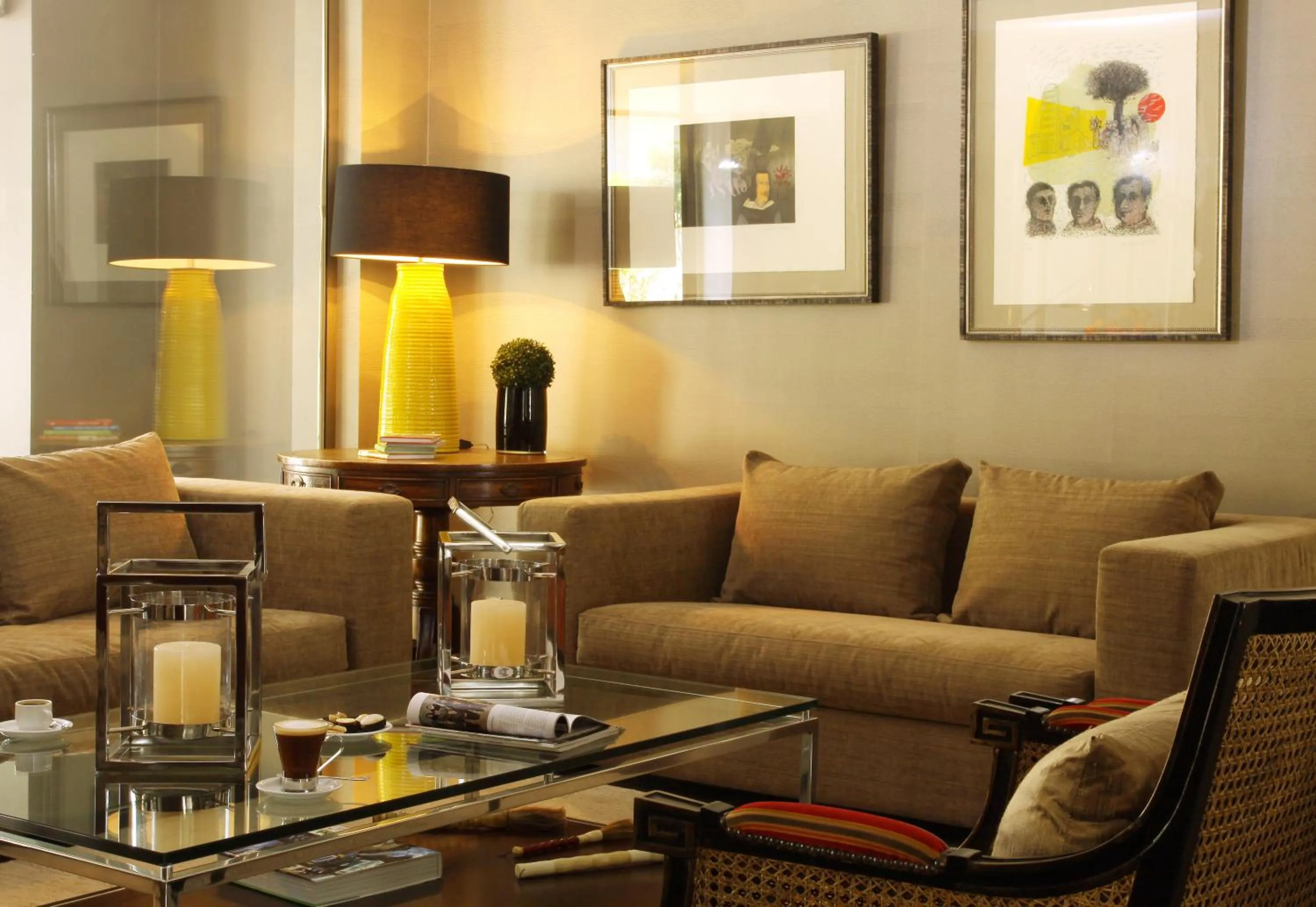 Living room in Hotel Los Españoles Plus